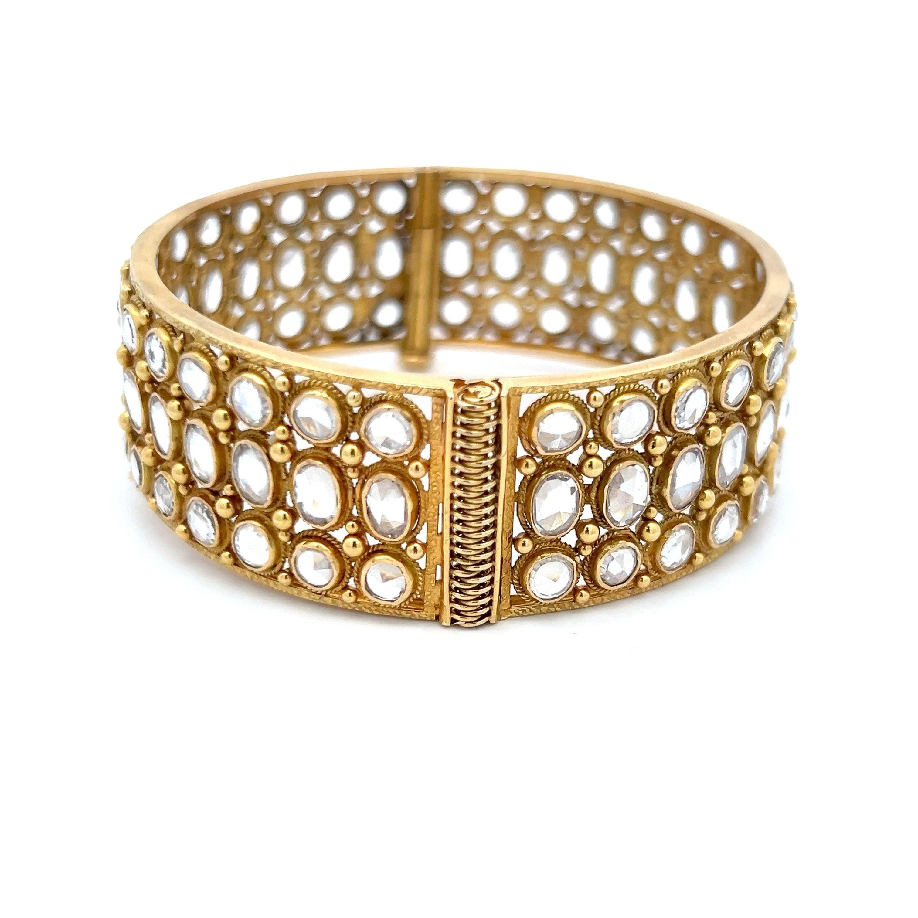 Vintage 18K Yellow Gold Bangle Bracelet with 11.5 Carat Rose Cut J SI1 Diamonds