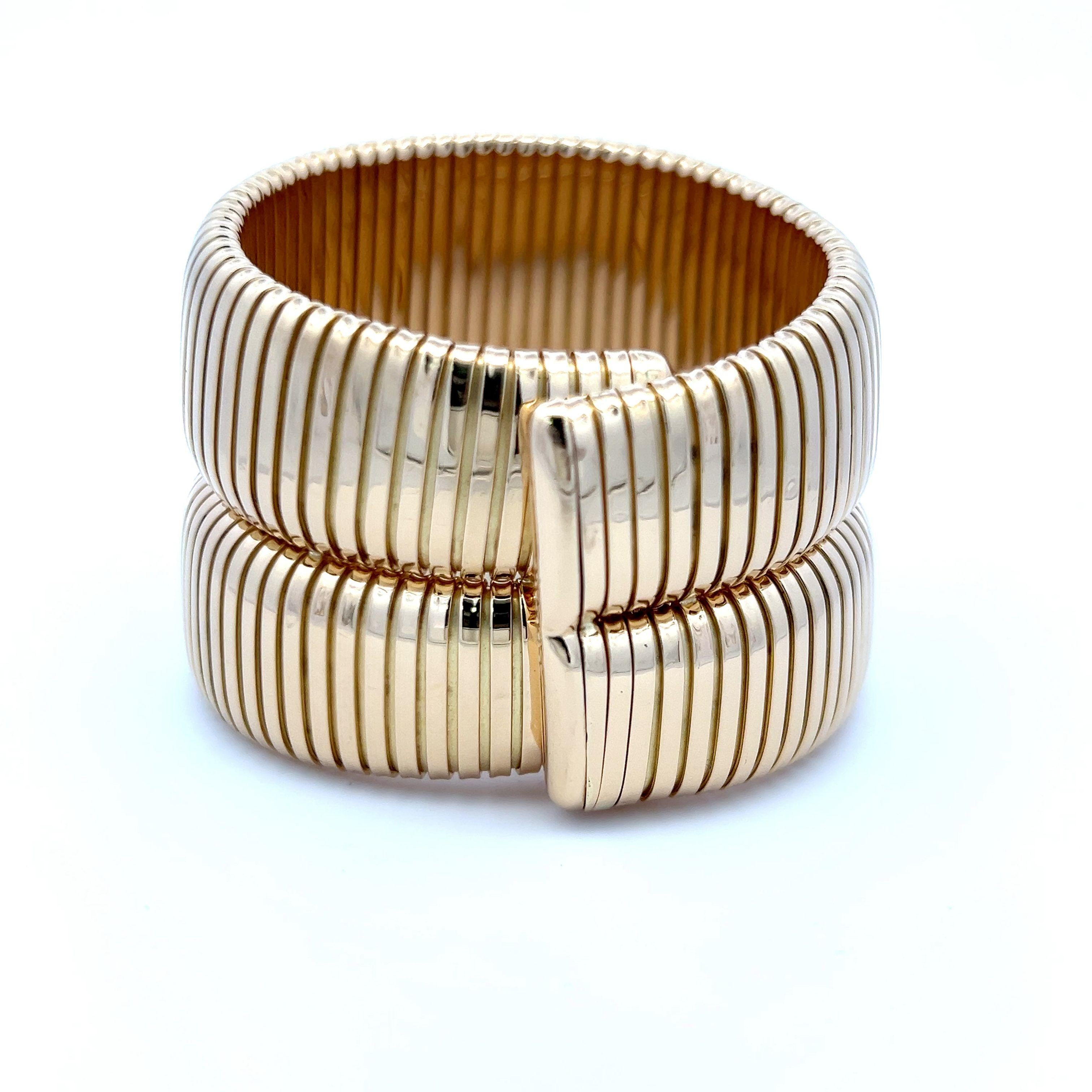 Carlo Weingrill Vintage 127.90 Grams 18 Karat Yellow Gold Tubogas Bracelet