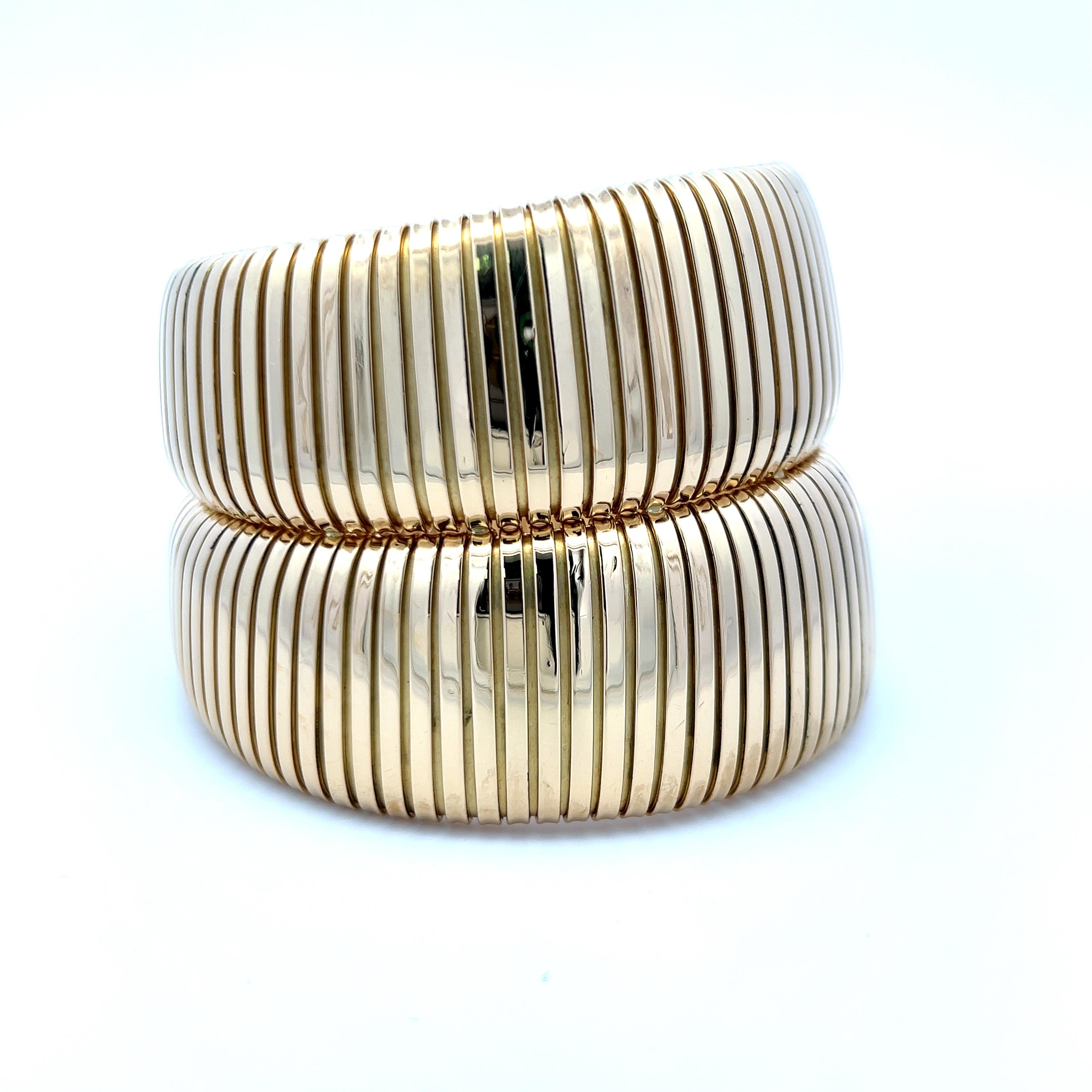 Carlo Weingrill Vintage 127.90 Grams 18 Karat Yellow Gold Tubogas Bracelet