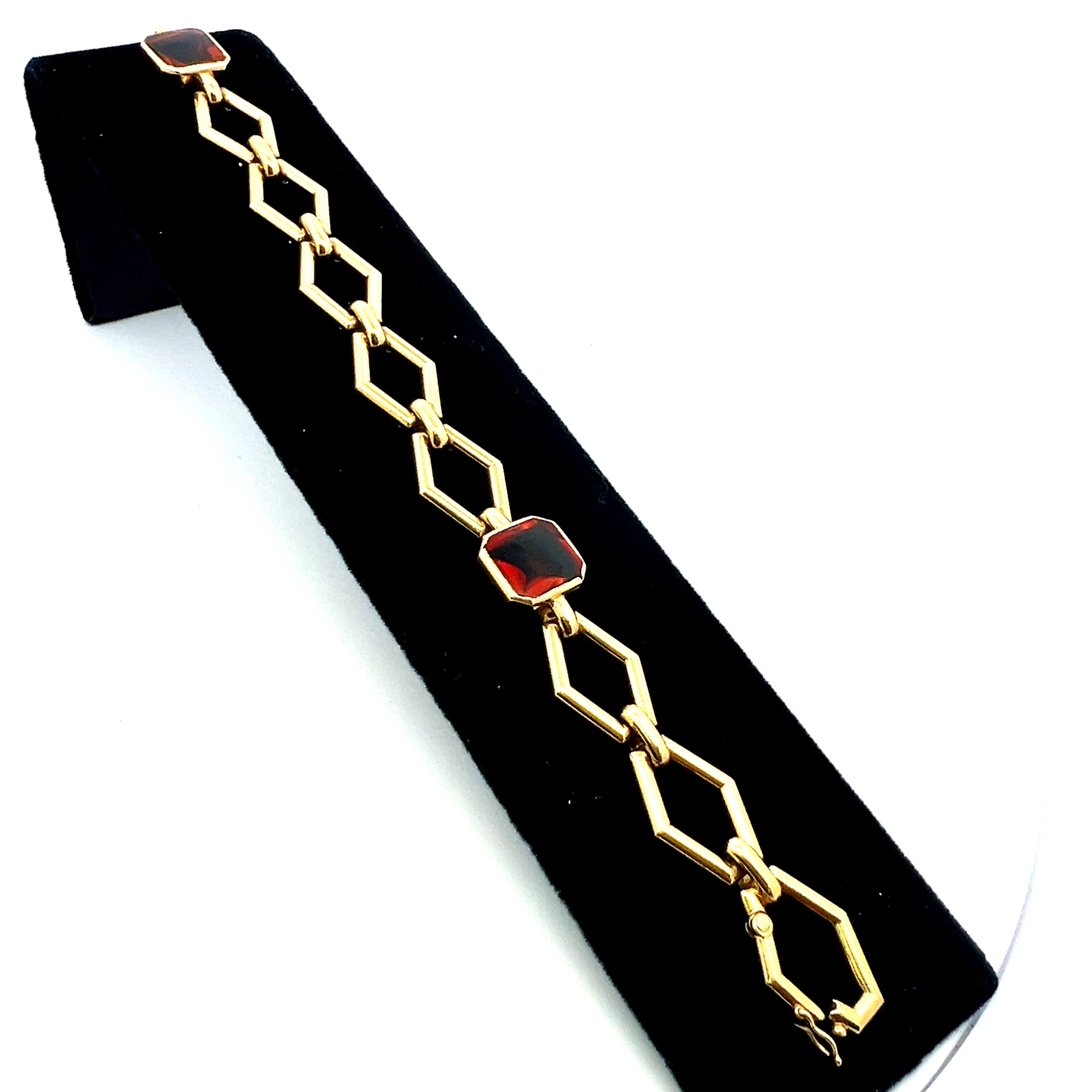 35.00 Carat Asscher Cut Citrine 14 Karat Yellow Gold Chain Bracelet