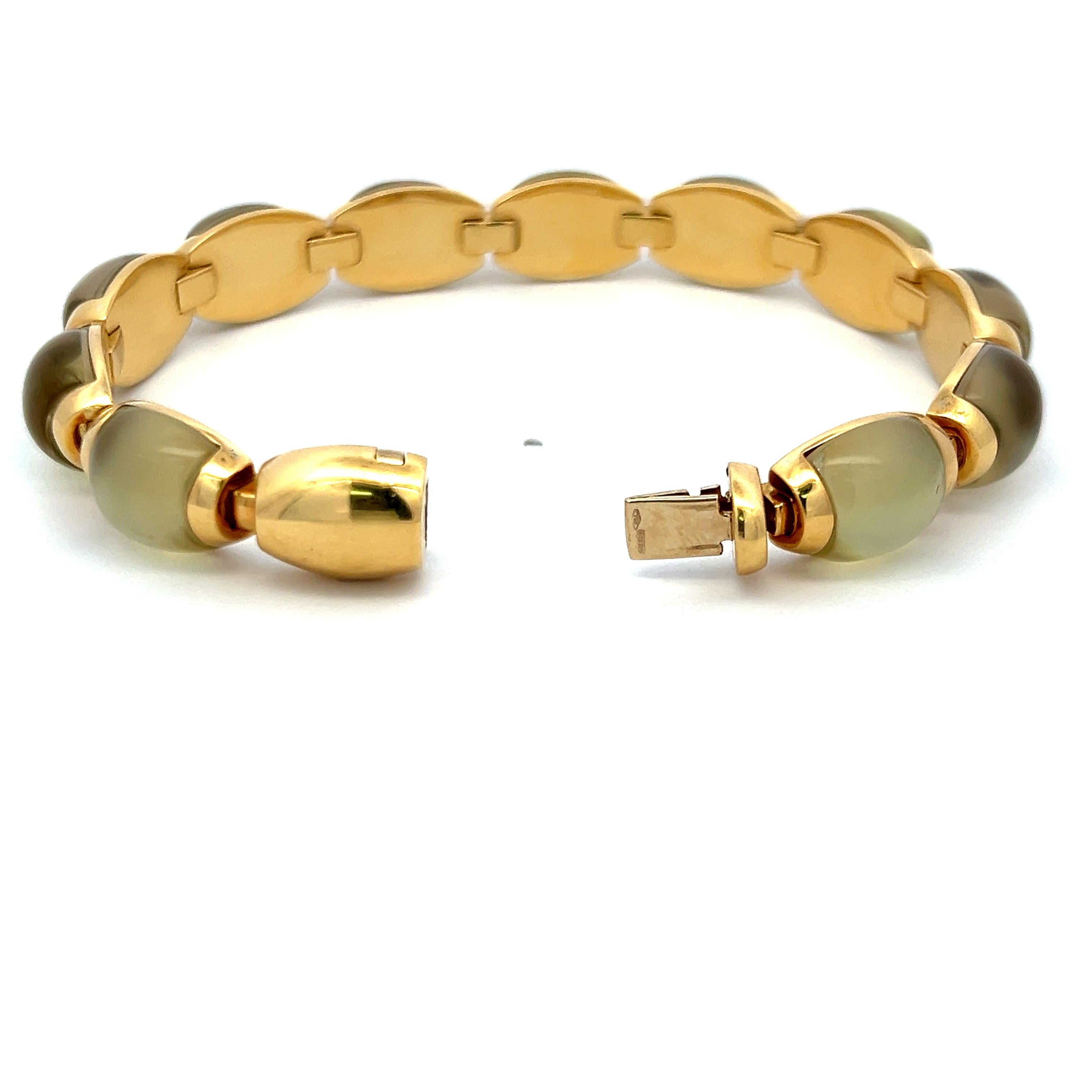 Vintage 18K Yellow Gold Link Bracelet with 10x11.5 MM Yellow Moonstones