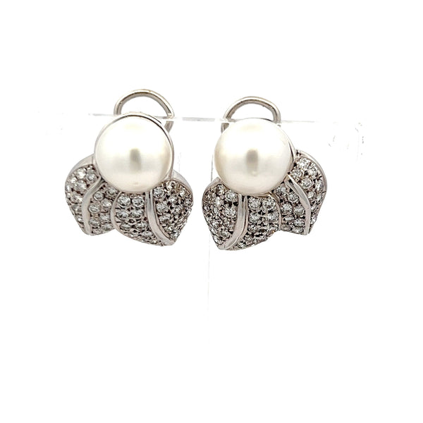 0.80 Carat Round Brilliant Diamond and Pearl 18K White Gold Clip On Earrings