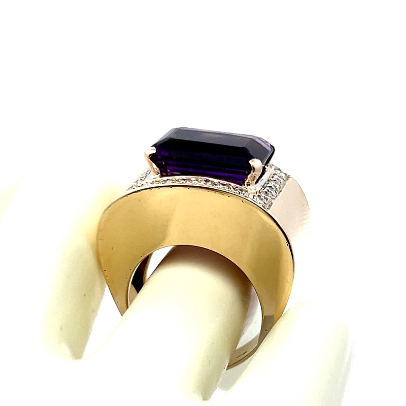 8.50 Carat Amethysts 0.48 Carat Round Brilliant Diamond 14K YG Cocktail Ring