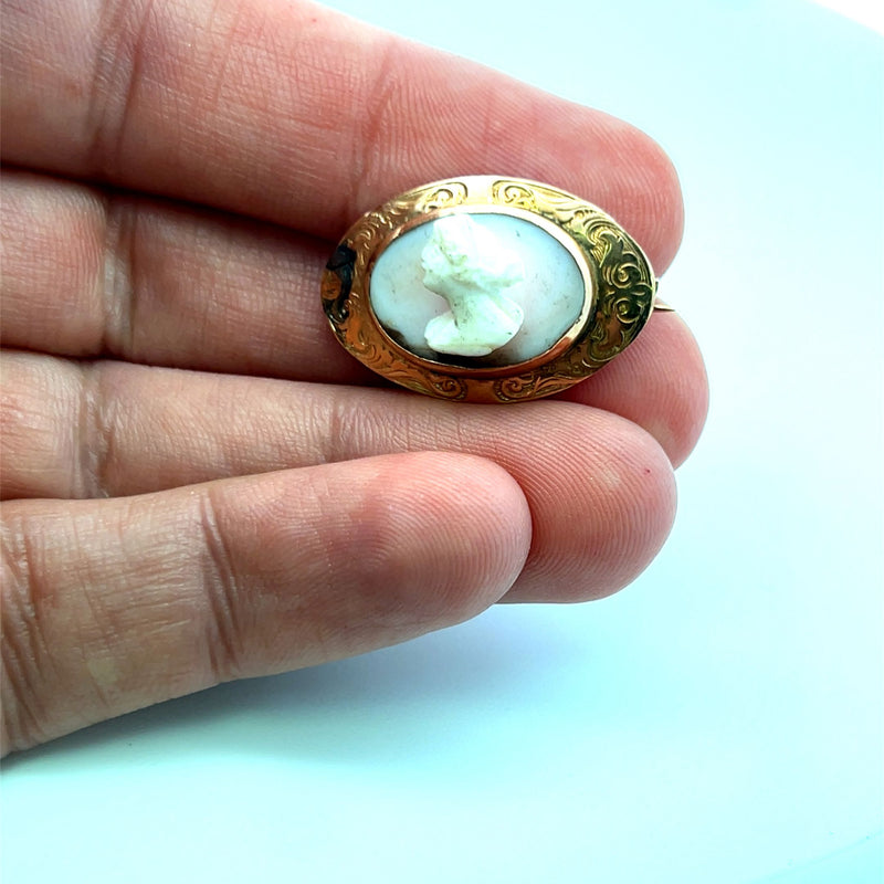 Antique 2.50 Grams Cameo 10 Karat Rose Gold Pin