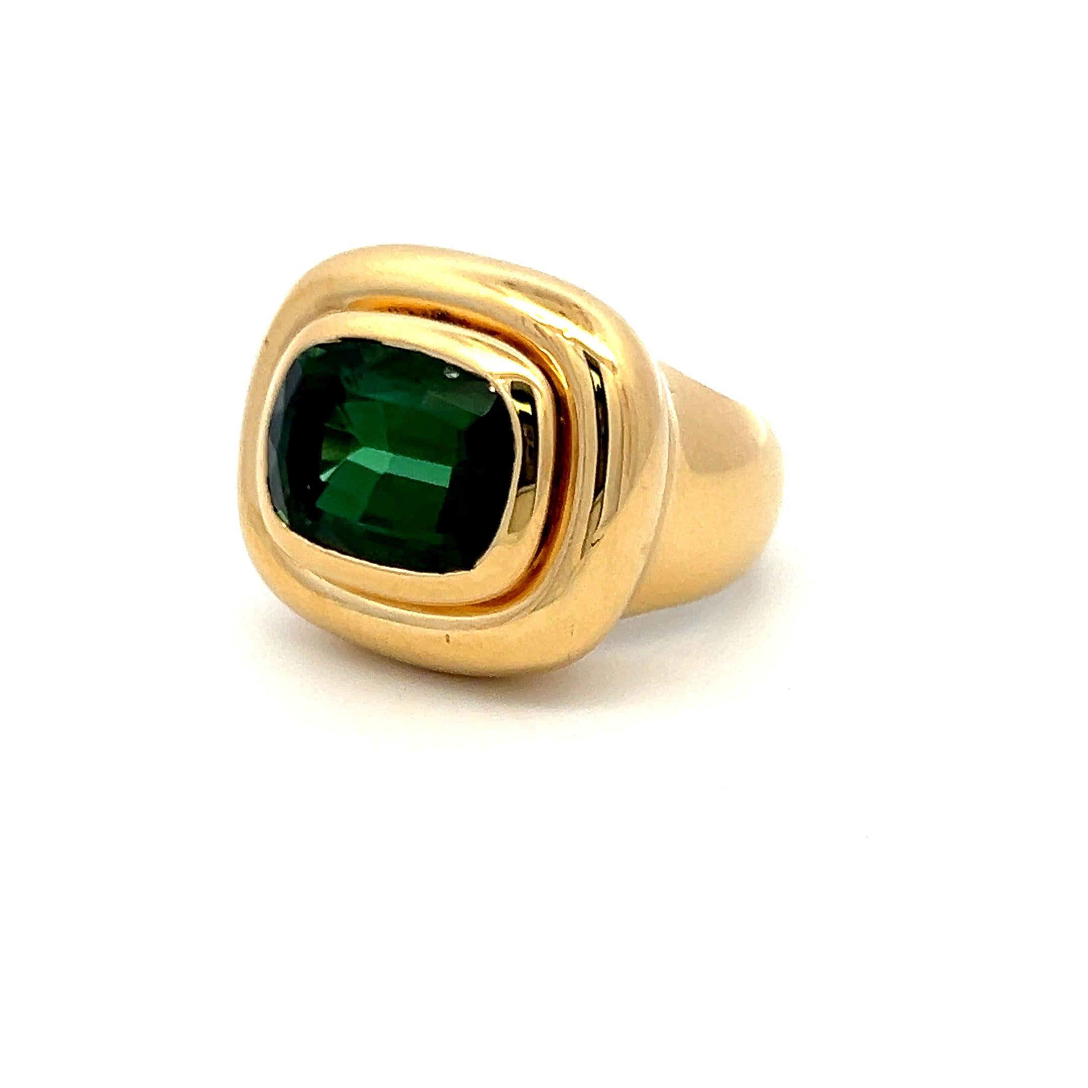 Tiffany & Co 7.18 Carat Cushion Tourmaline 18 Karat Yellow Gold Cocktail Ring
