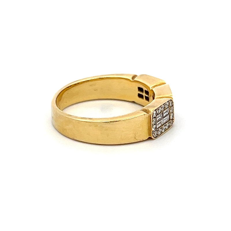 0.78 Carat Round Brilliant and Emerald Cut Diamond 18K Yellow Gold Band Ring