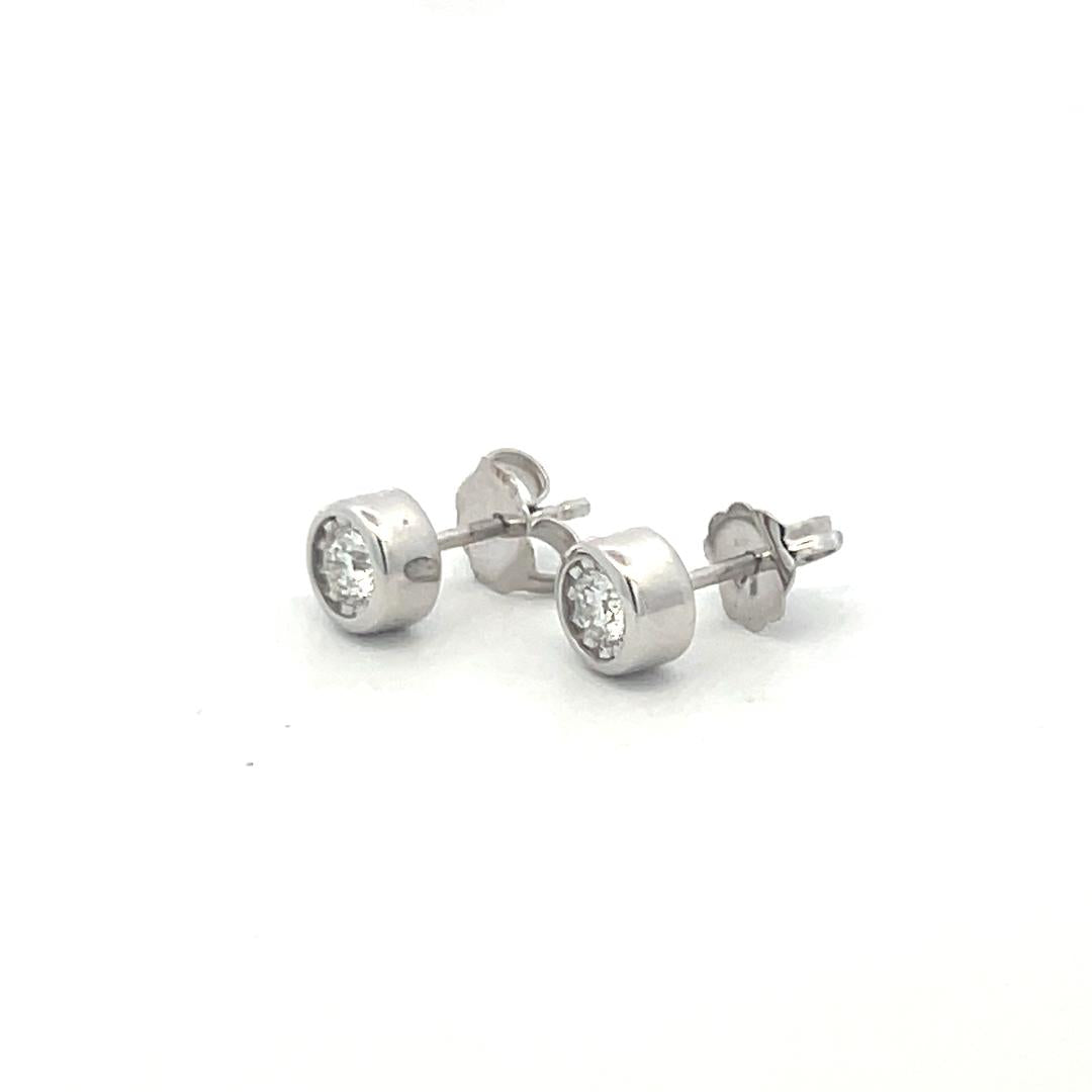 0.25 Carat Round Brilliant F SI1 Diamond 14 Karat White Gold Stud Earrings