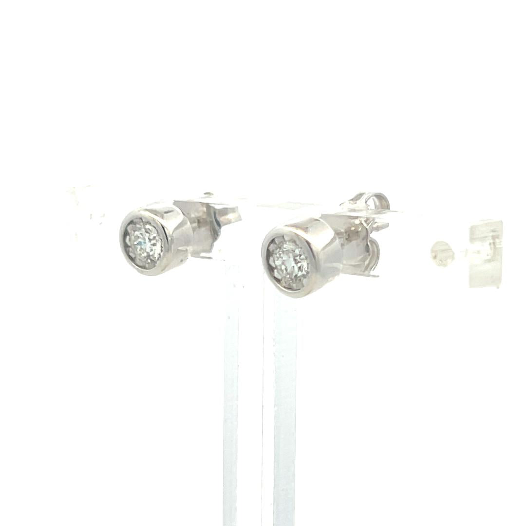 0.25 Carat Round Brilliant F SI1 Diamond 14 Karat White Gold Stud Earrings