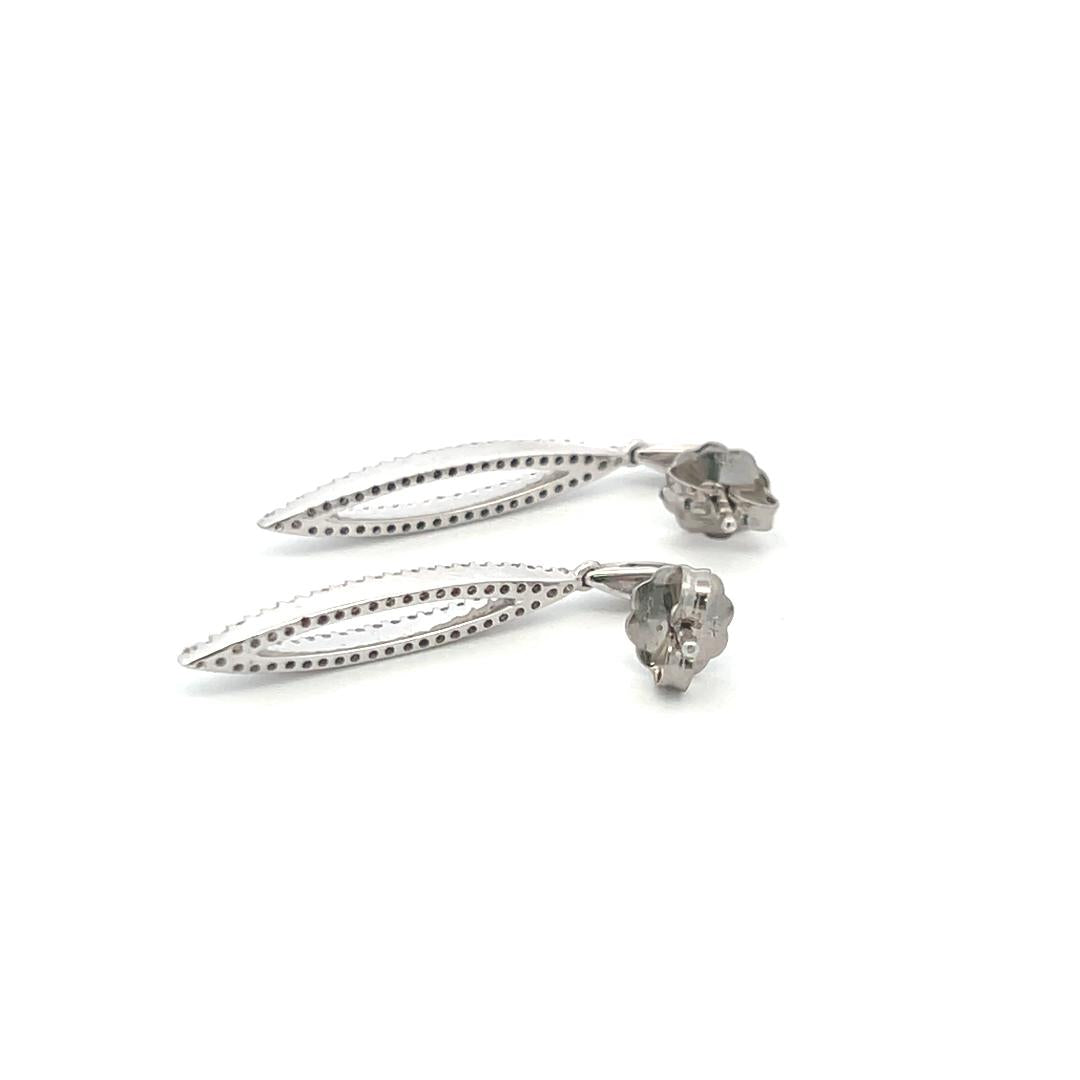 0.25 Carat Round Brilliant Diamond 14K White Gold/Platinum Dangling Earrings