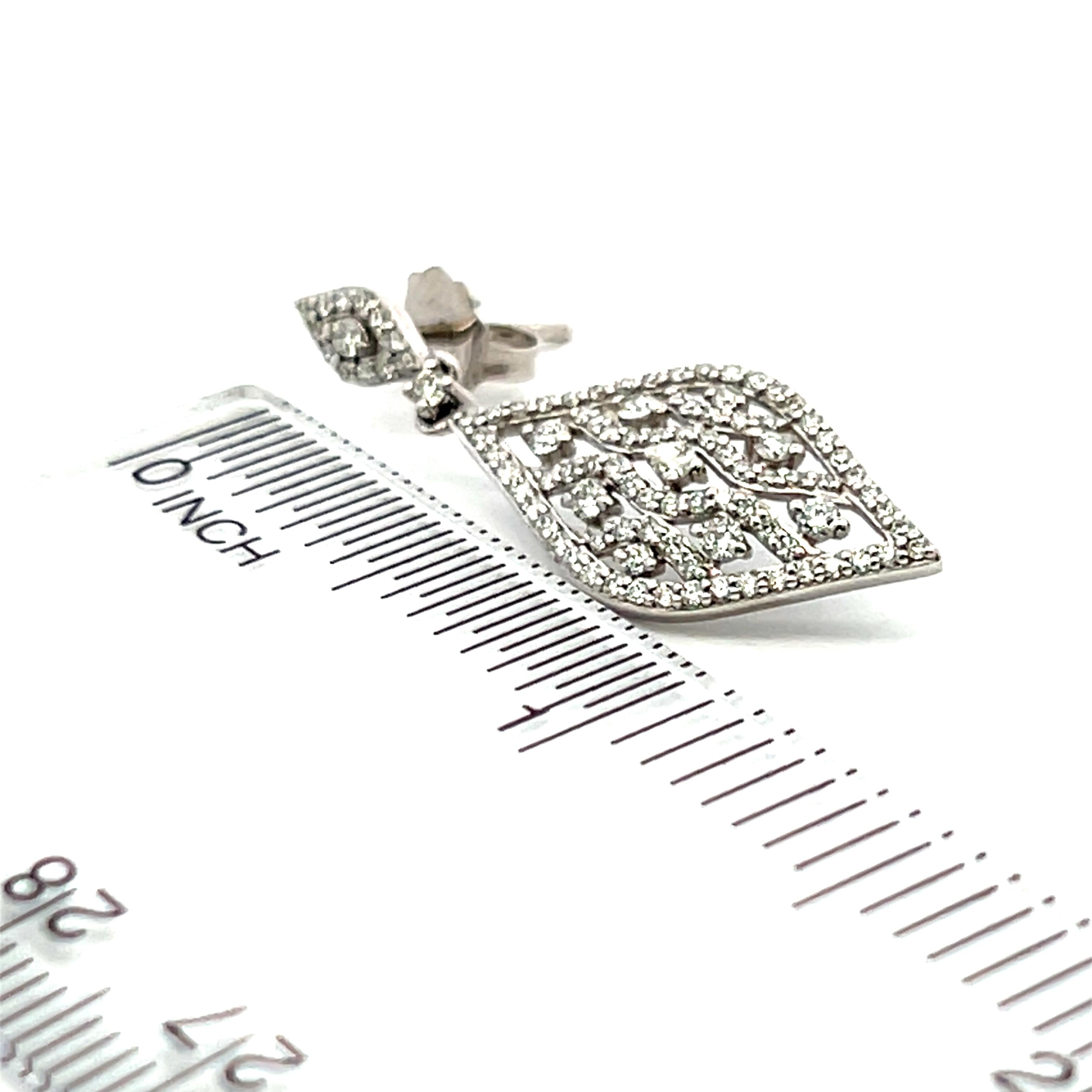 1.02 Carat Round Brilliant G VS1 Diamond 14 Karat White Gold Dangling Earrings
