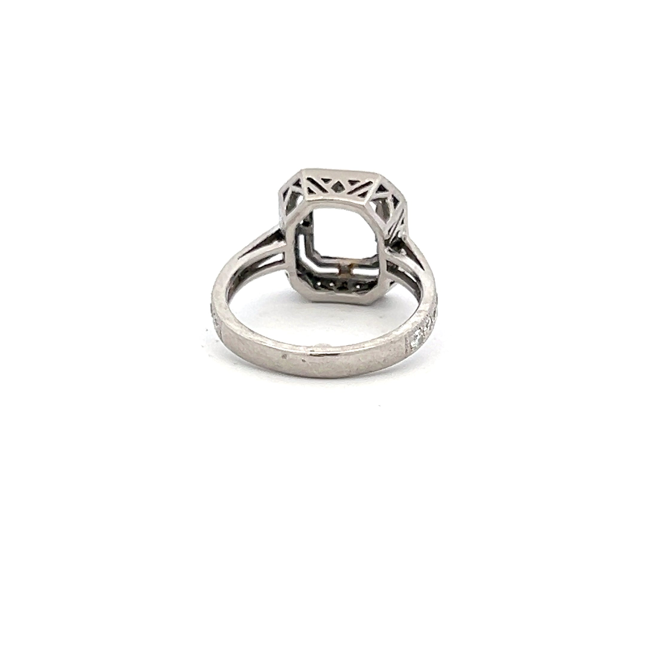 0.39 Carat Round Brilliant I SI1 Diamond Platinum Semi Mount Ring