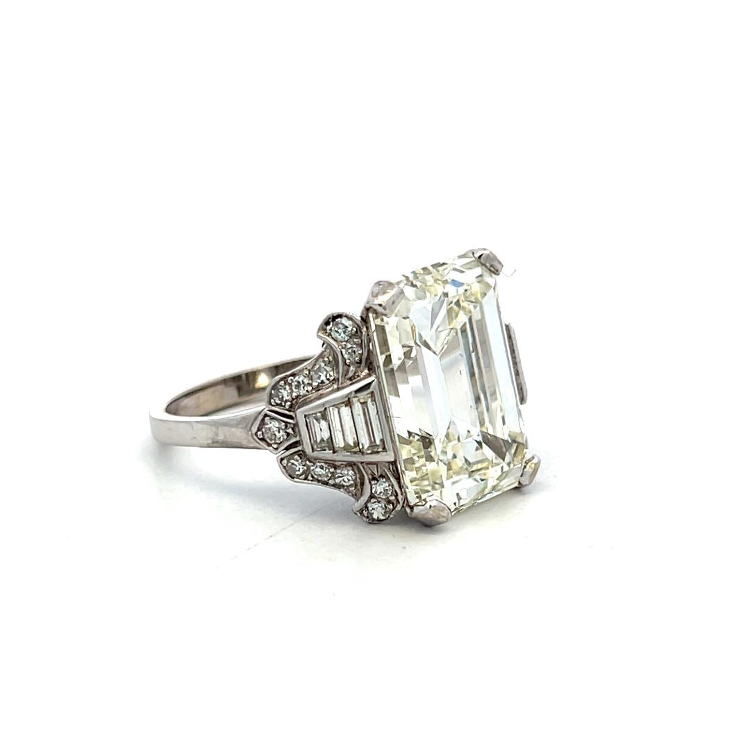Platinum Art Deco Ring with 13.64ct Emerald & Mixed Cut Diamond Size 9 M VS1 GIA