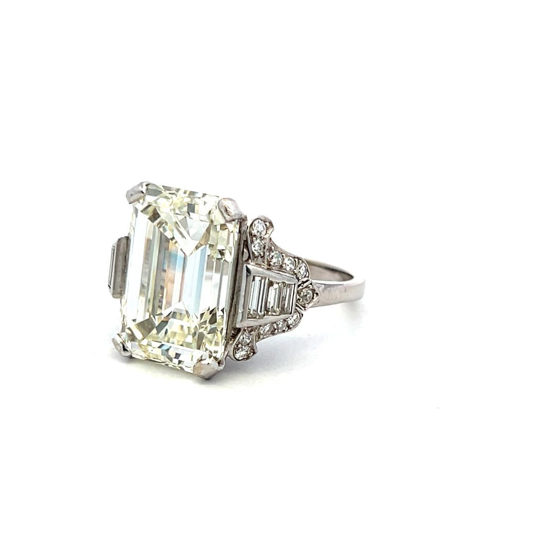 Platinum Art Deco Ring with 13.64ct Emerald & Mixed Cut Diamond Size 9 M VS1 GIA