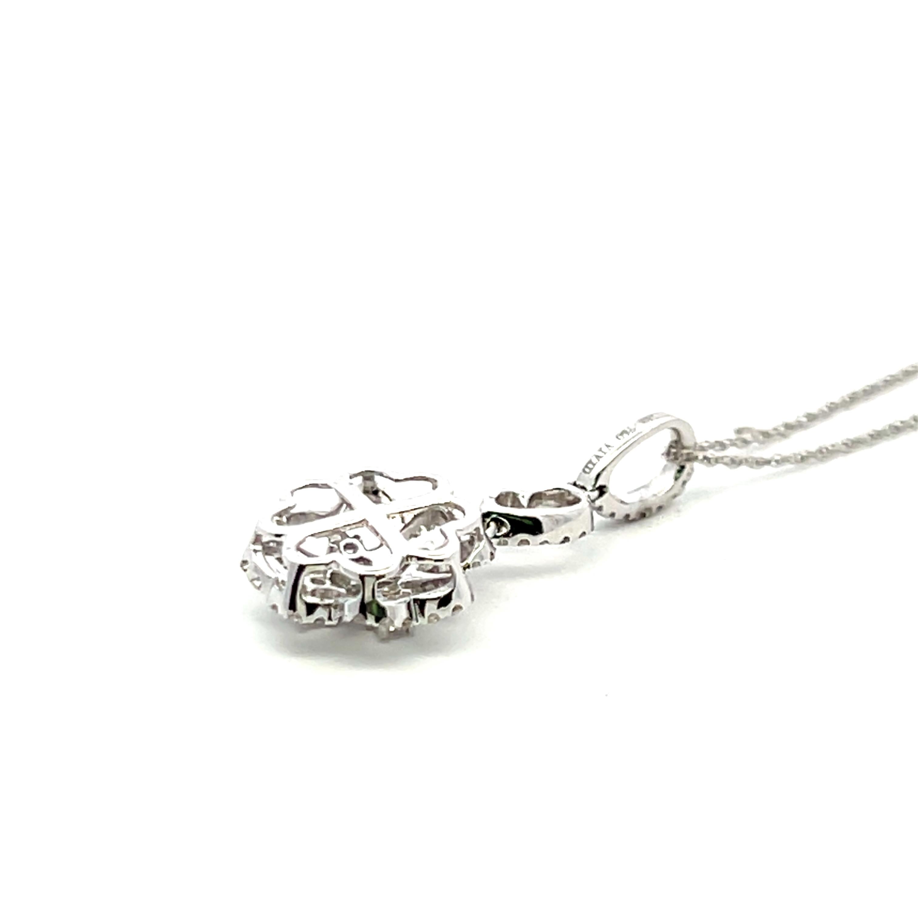 0.39 Carat Round Brilliant G VS1 Diamond 18 Karat White Gold Pendant Necklace