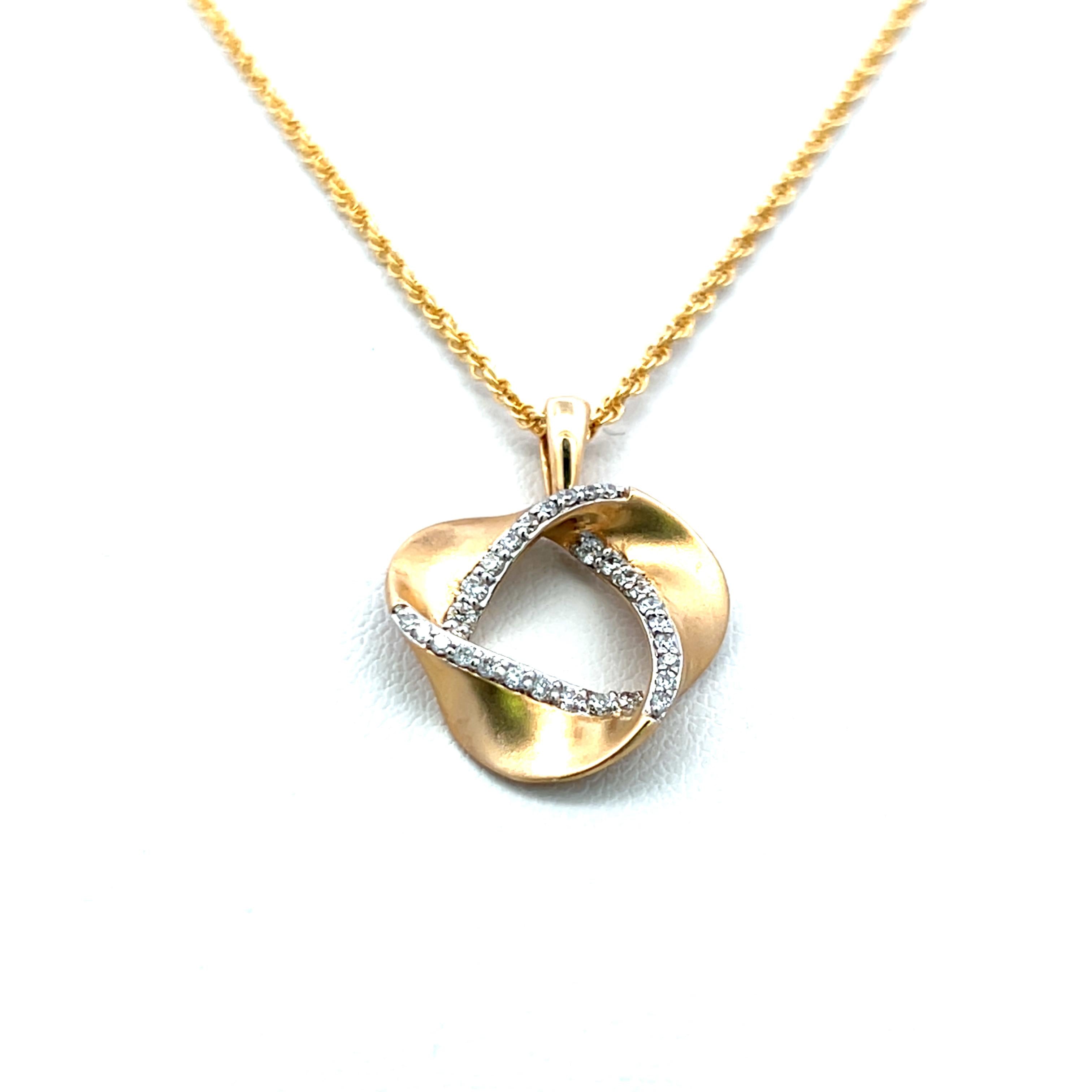 0.20 Carat Round Brilliant G VS2 Diamond 14 Karat Yellow Gold Pendant Necklace