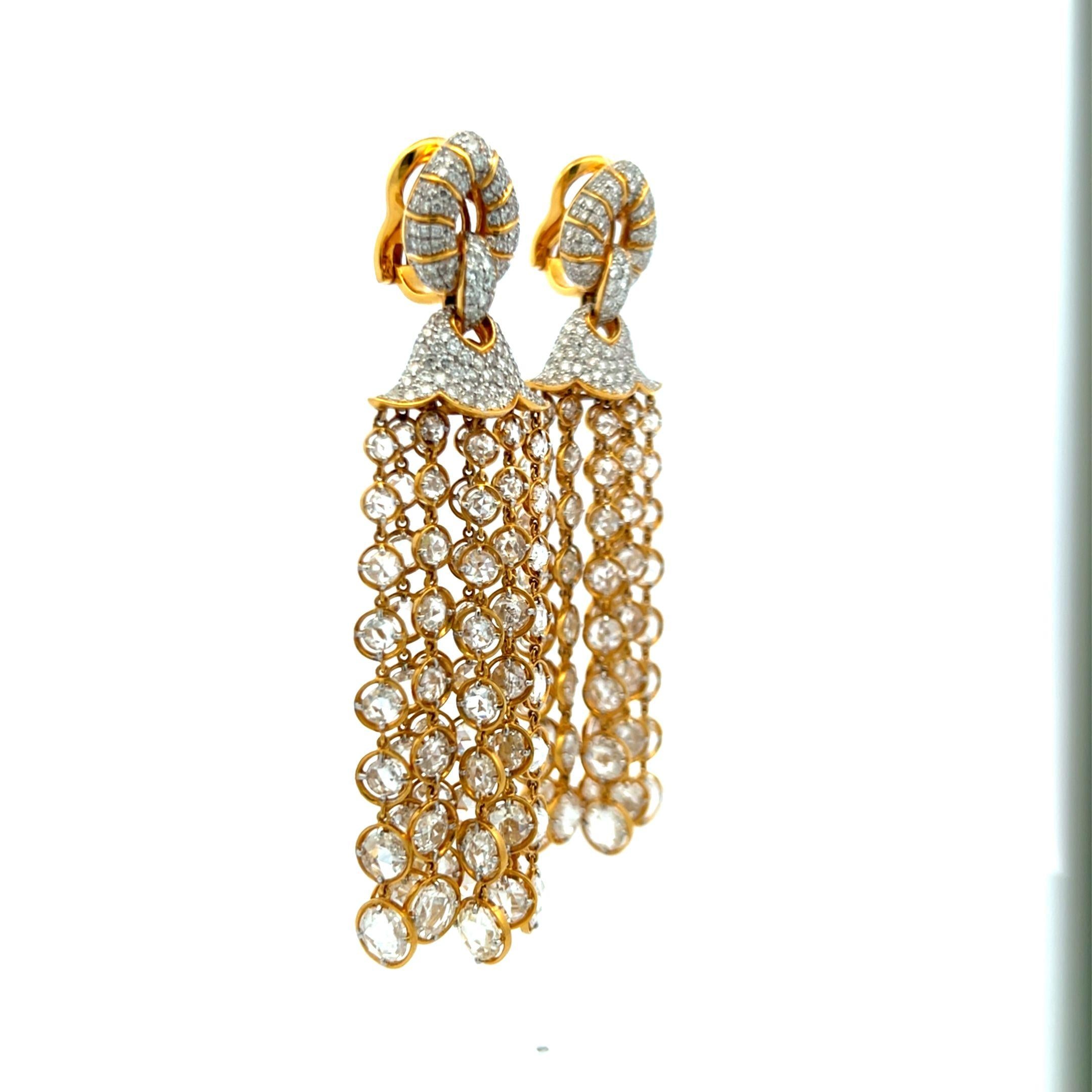 25.00ct E-VS1 Rose Cut & Round Diamond 18K Yellow Gold Chandelier Earrings