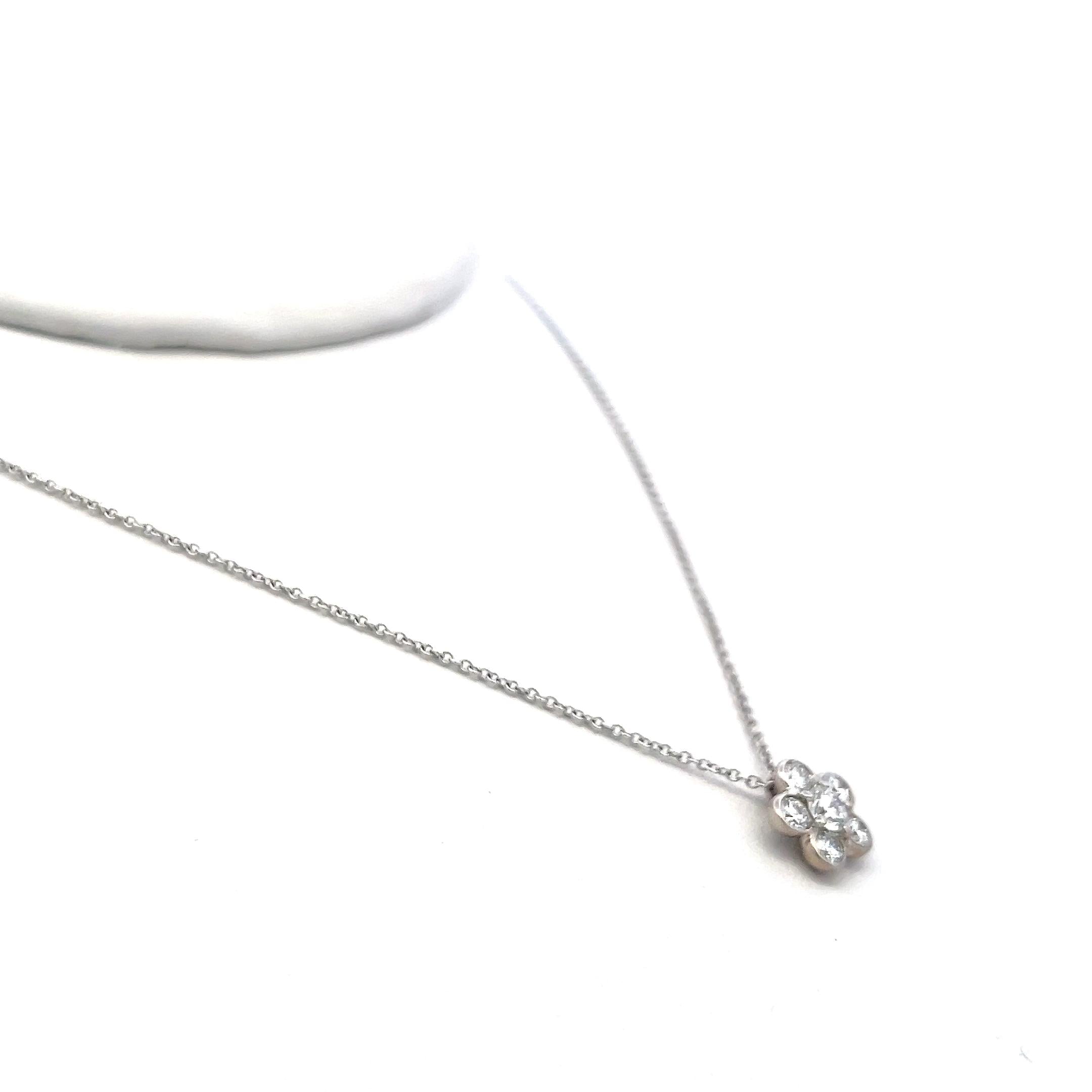 0.49 Carat Round Brilliant G VS1 Diamond 18 Karat White Gold Pendant Necklace