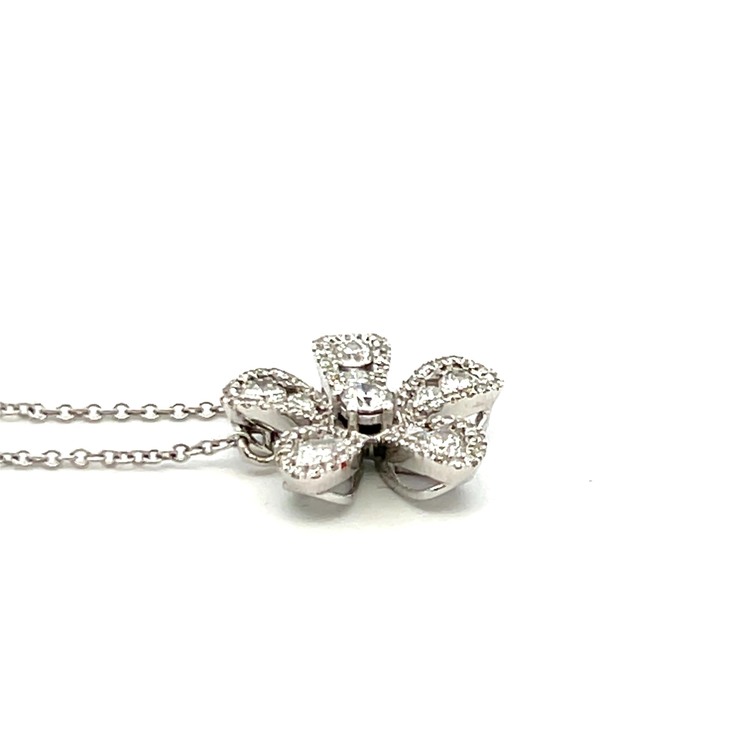 0.52 Carat Round Brilliant G VS1 Diamond 14 Karat White Gold Pendant Necklace