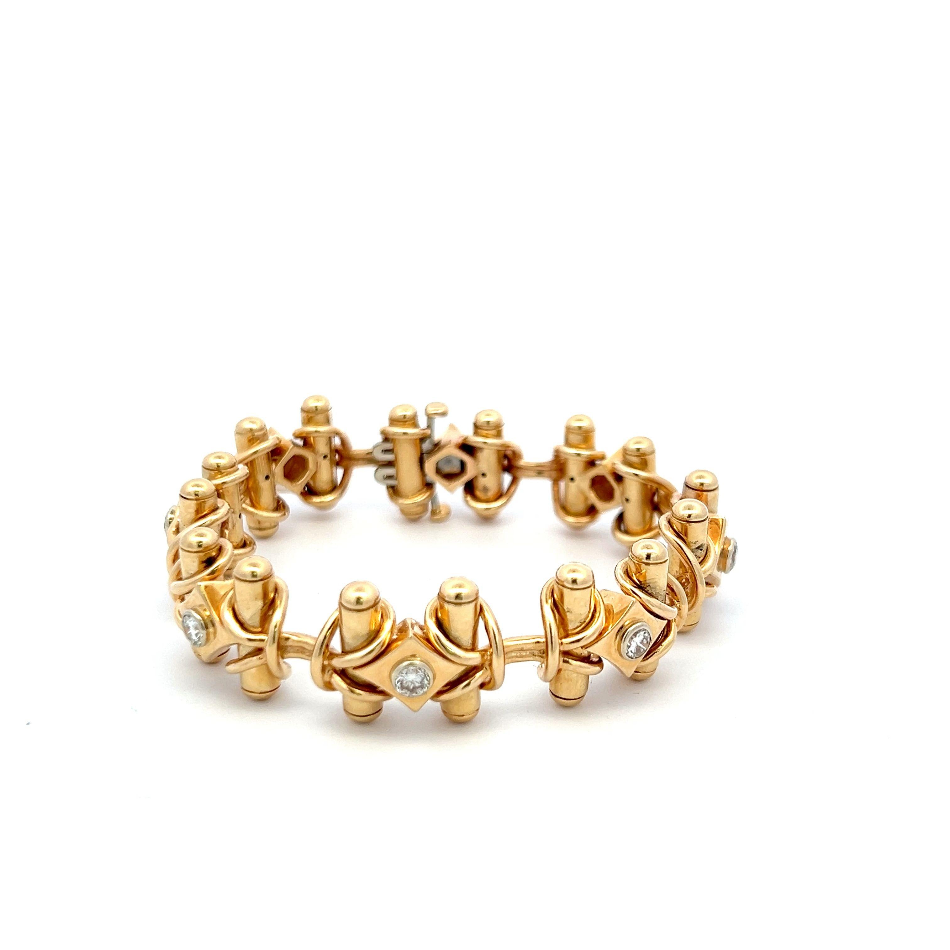Vintage 18K Yellow Gold Link Bracelet with 1.2 Carat Round H-VS2 Diamonds
