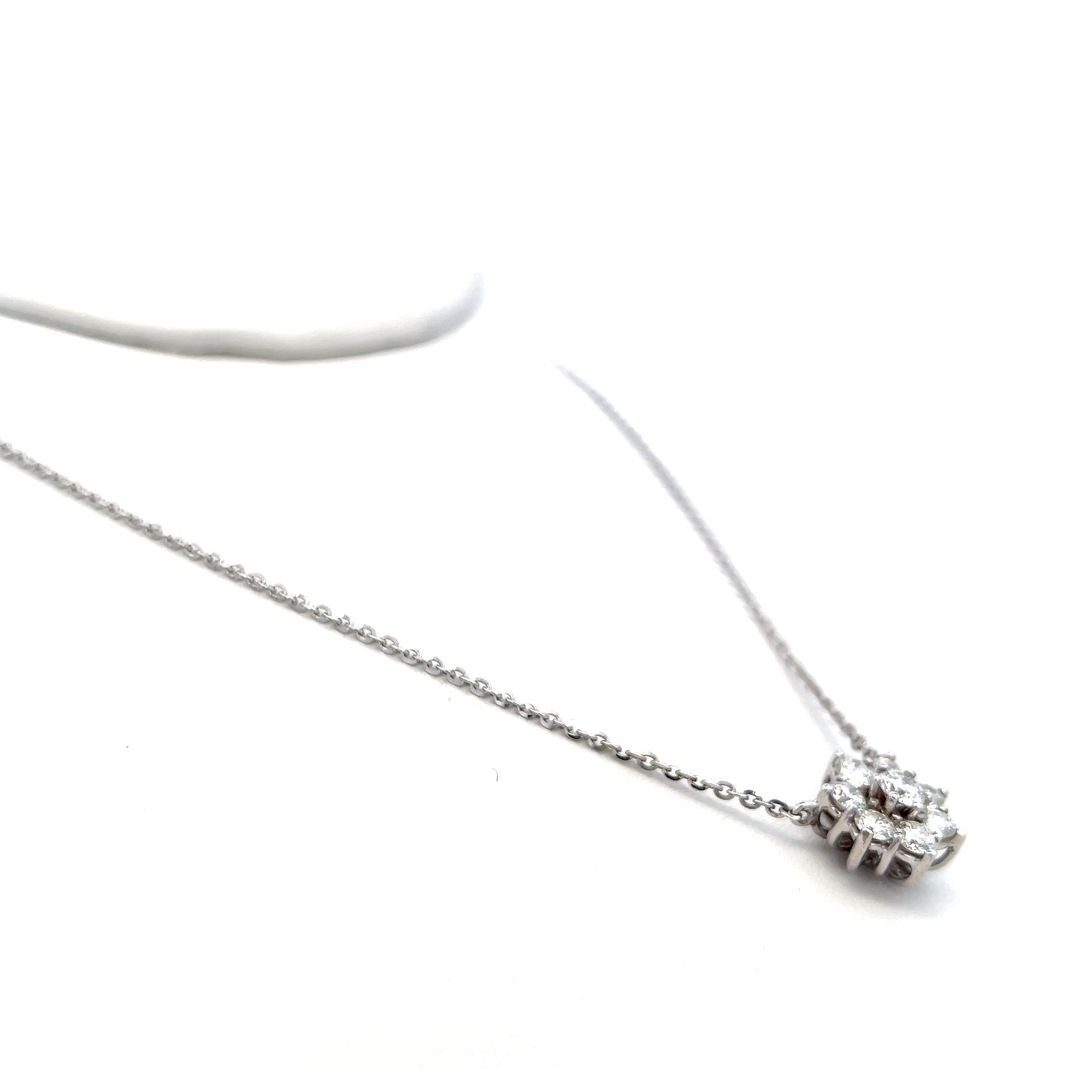 0.80 Carat Round Brilliant G VS1 Diamond 18 Karat White Gold Pendant Necklace
