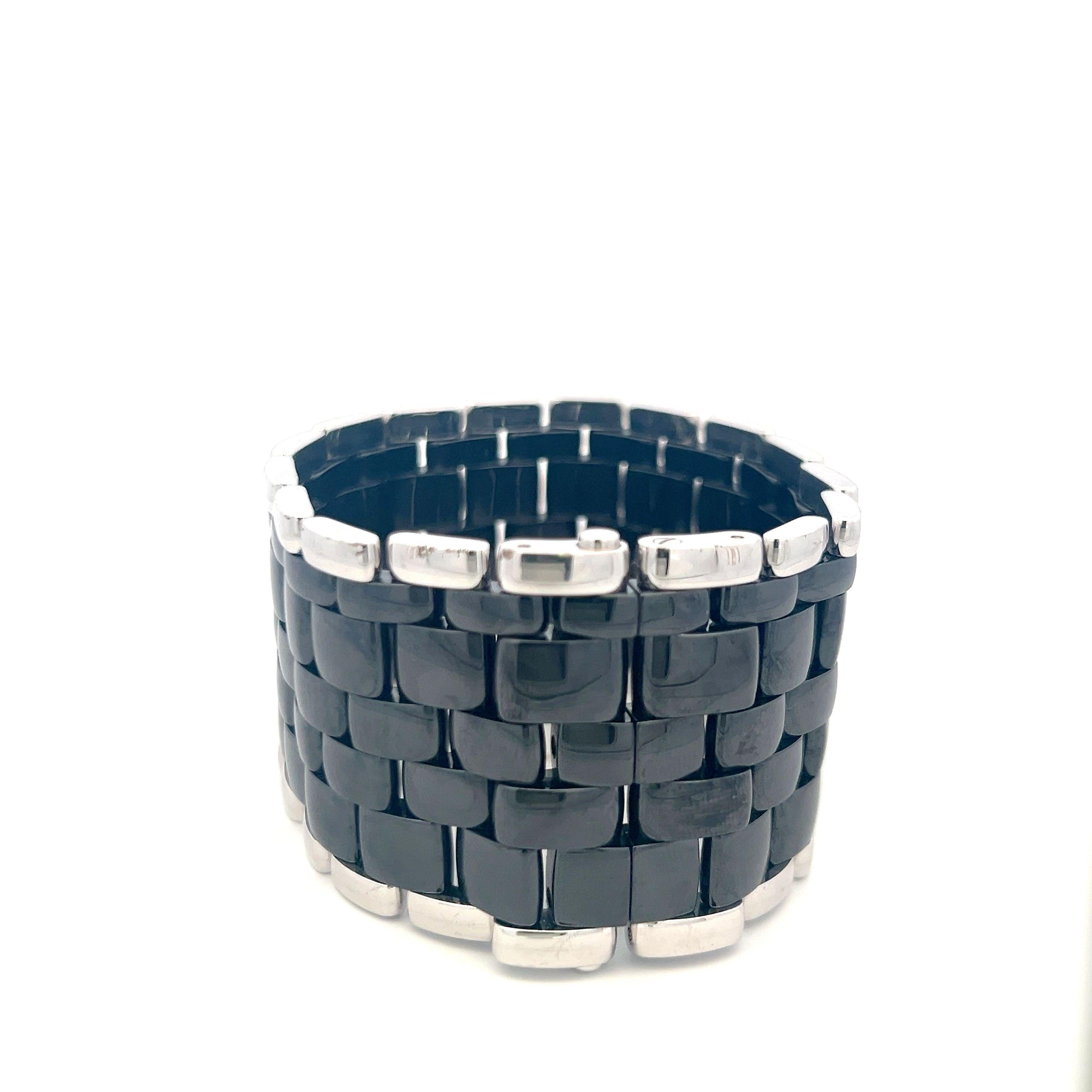 Chanel Ceramic Vintage 149.30 Grams 18 Karat White Gold Link Bracelet