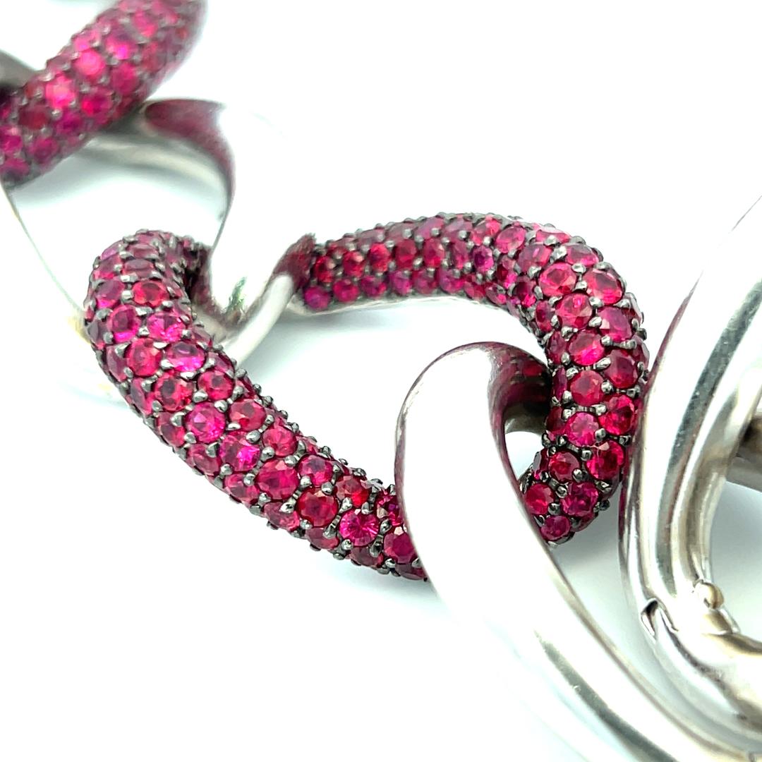 11.00 Carat Round Ruby 18 Karat White Gold Link Bracelet