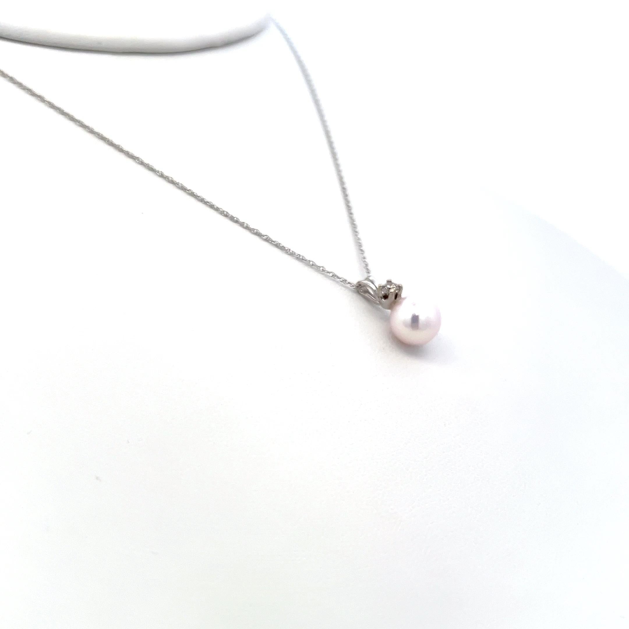 7.5MM Pearl 0.10 Carat Round Brilliant Diamond 14K White Gold Pendant Necklace