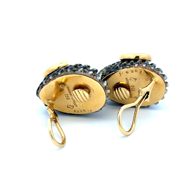 Seaman Schepps 18 Karat Yellow Gold Clip On Shell Earrings