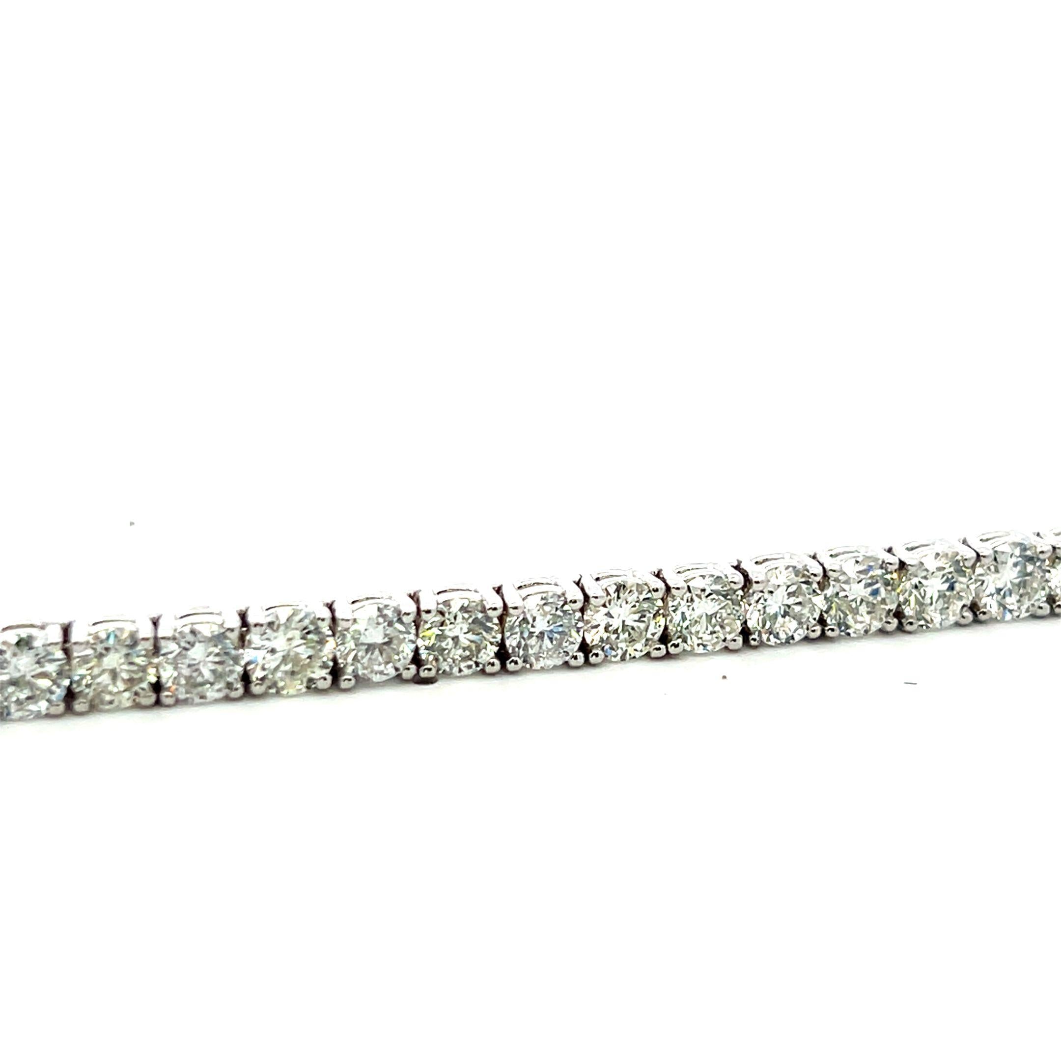 18.70 Carat Round Brilliant G Diamond 18 Karat White Gold Tennis Bracelet