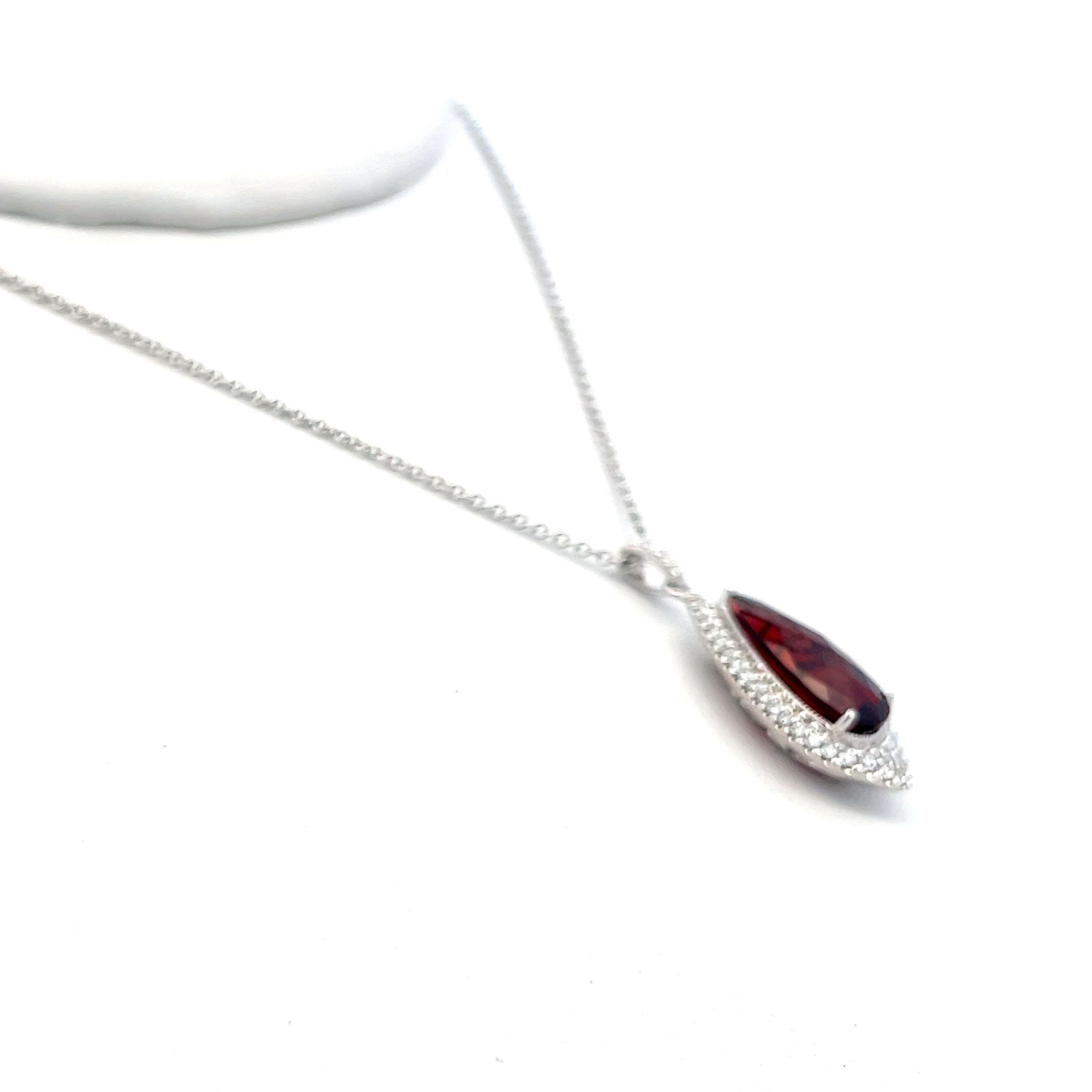 2.27 Carat Garnet 0.20 Carat Round Diamond 14K White Gold Pendant Necklace