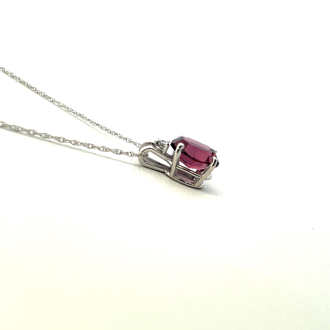 0.85 Carat Amethysts 0.03 Carat Round Diamond 14K White Gold Pendant Necklace