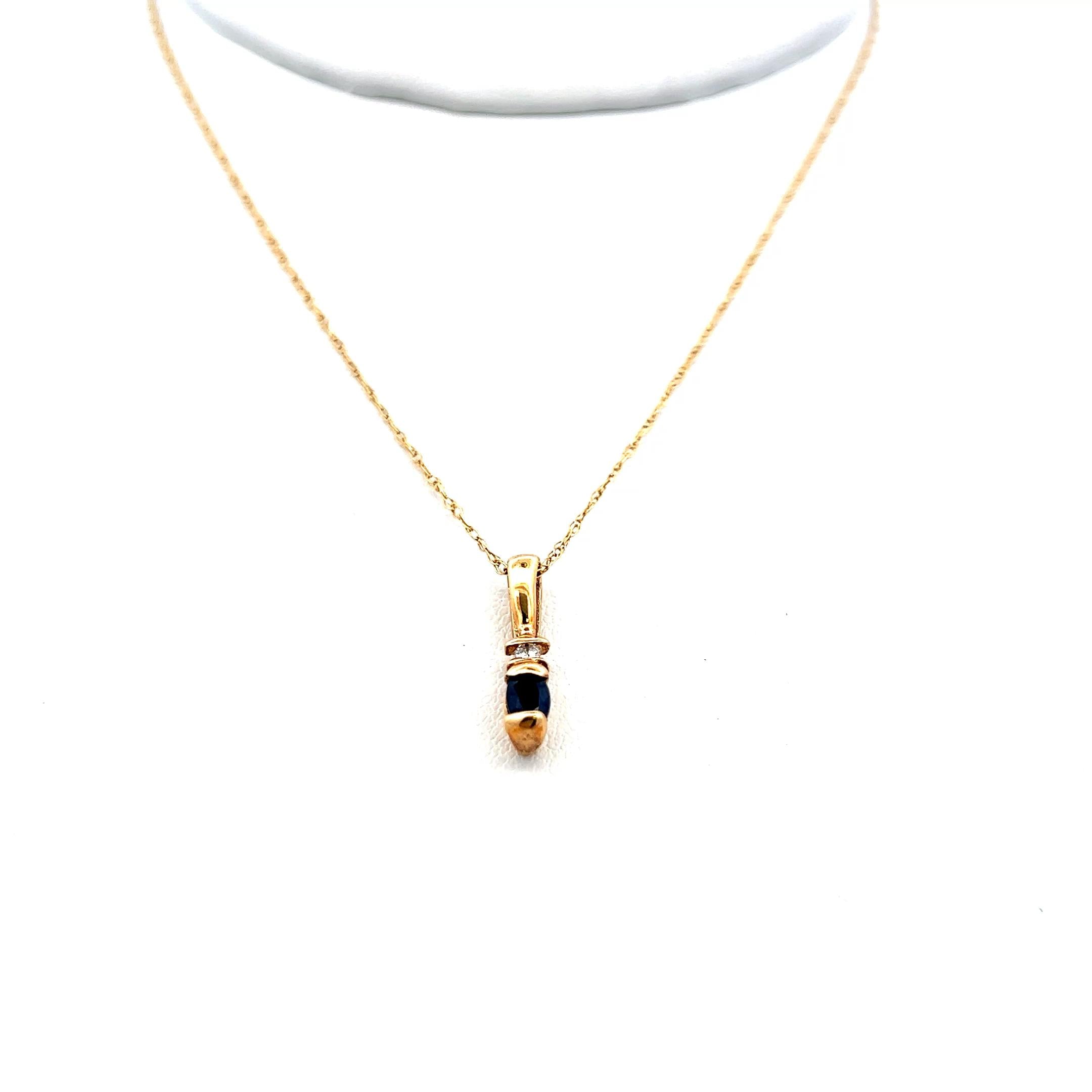 0.15 Carat Sapphire 0.03 Carat Round Diamond 14 Karat W-Gold Pendant Necklace