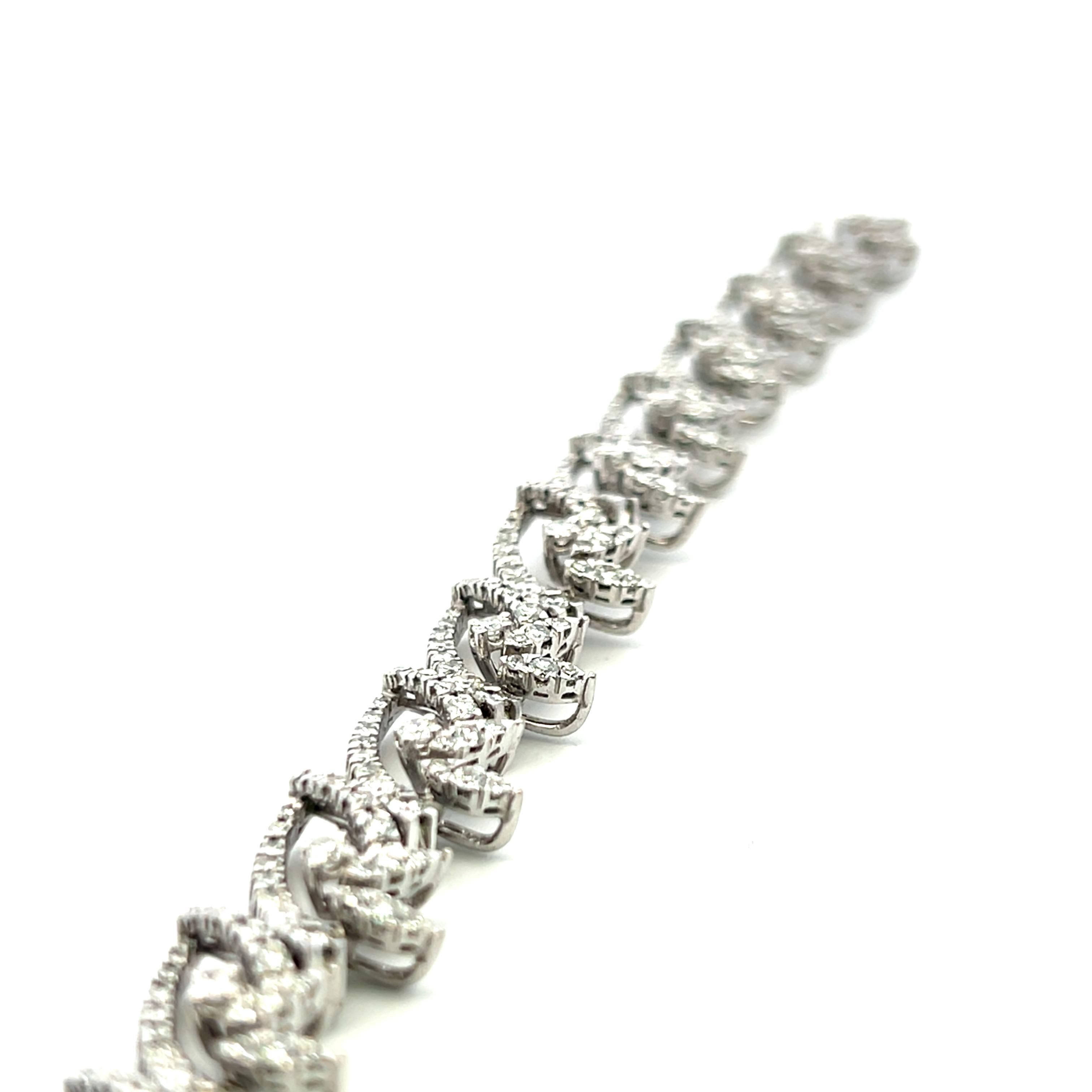 4.50 Carat Round Brilliant G VS2 Diamond 18 Karat White Gold Link Bracelet