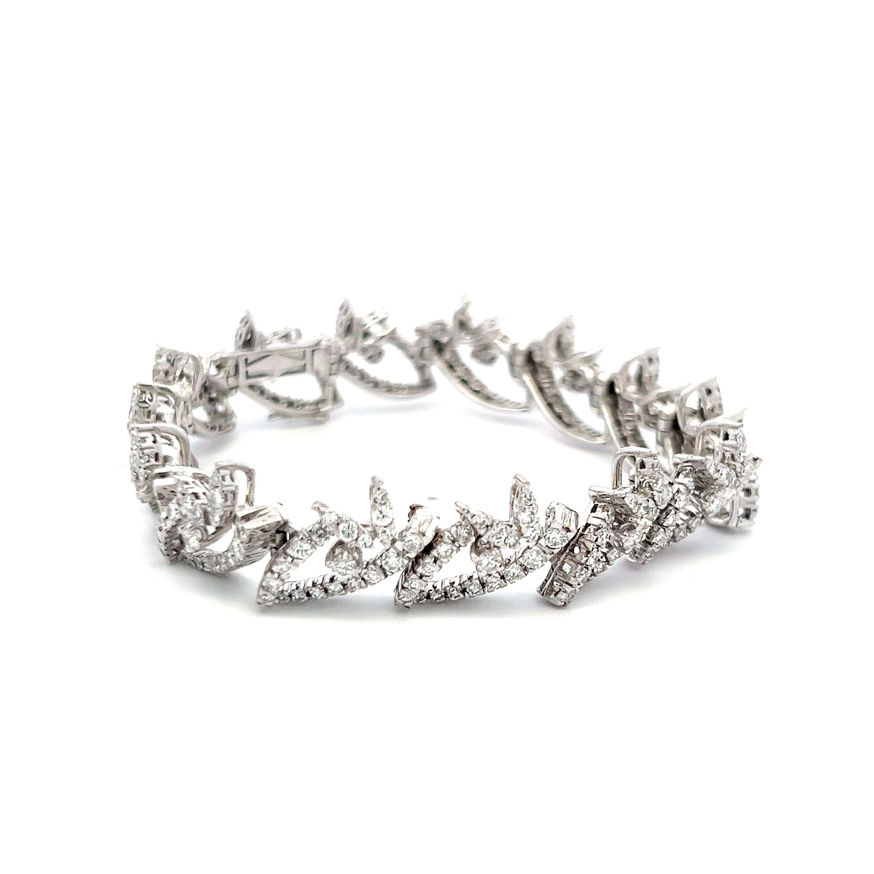 4.50 Carat Round Brilliant G VS2 Diamond 18 Karat White Gold Link Bracelet