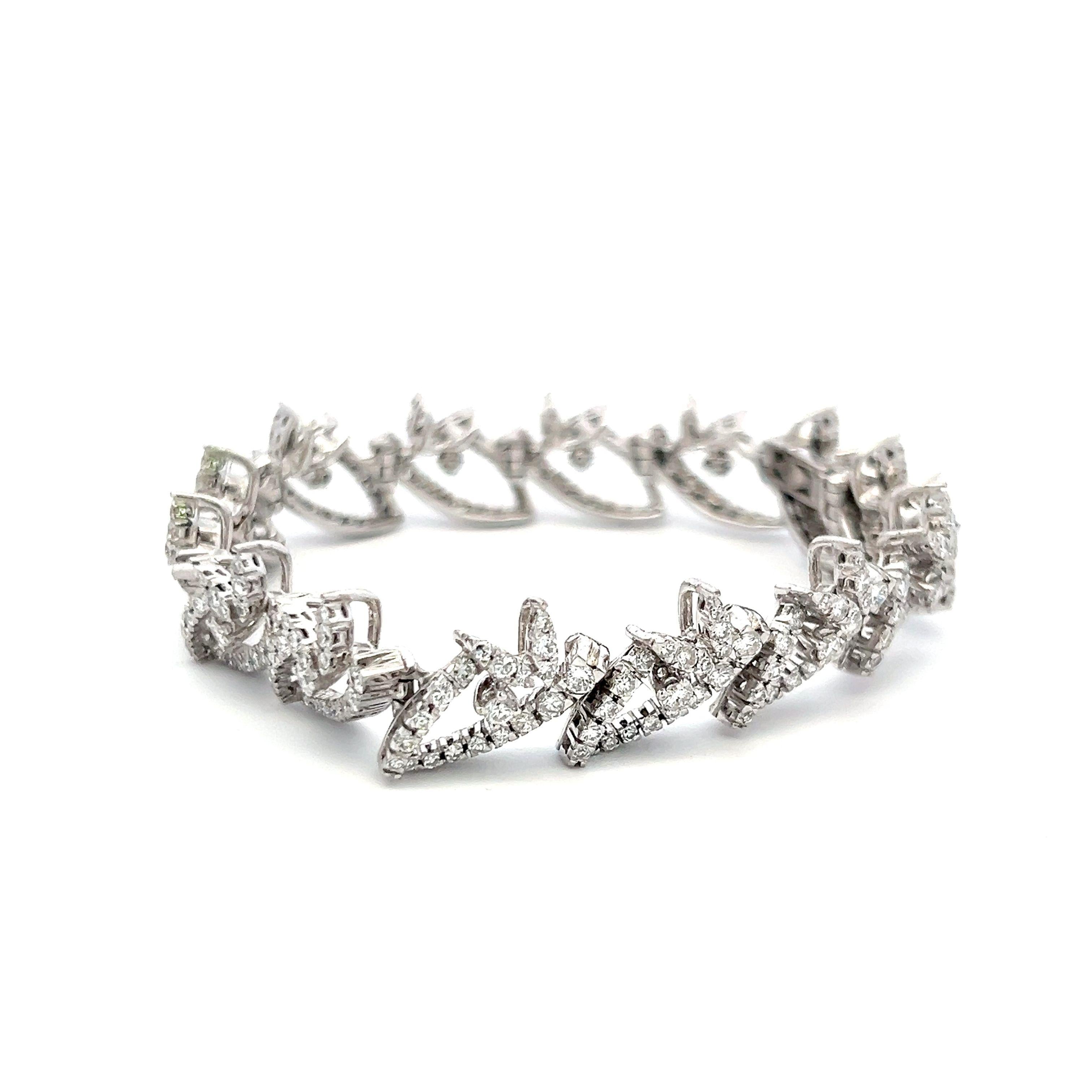 4.50 Carat Round Brilliant G VS2 Diamond 18 Karat White Gold Link Bracelet