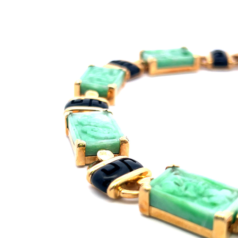 Vintage 58.30 Grams Jade and Onyx 18 Karat Yellow Gold Link Bracelet