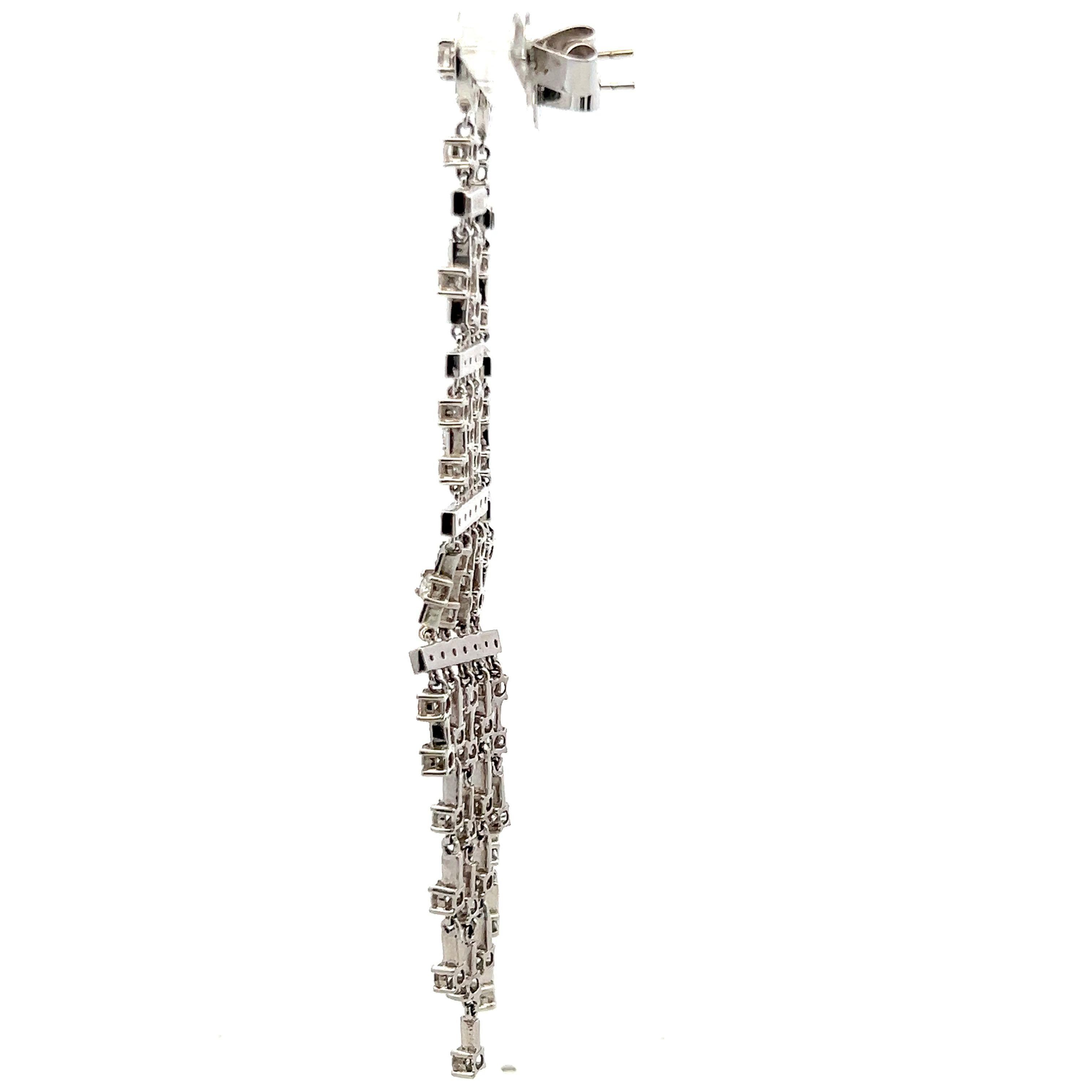 Vintage 18K White Gold Dangling Earrings with 6 Carat Round G VS1 Diamonds