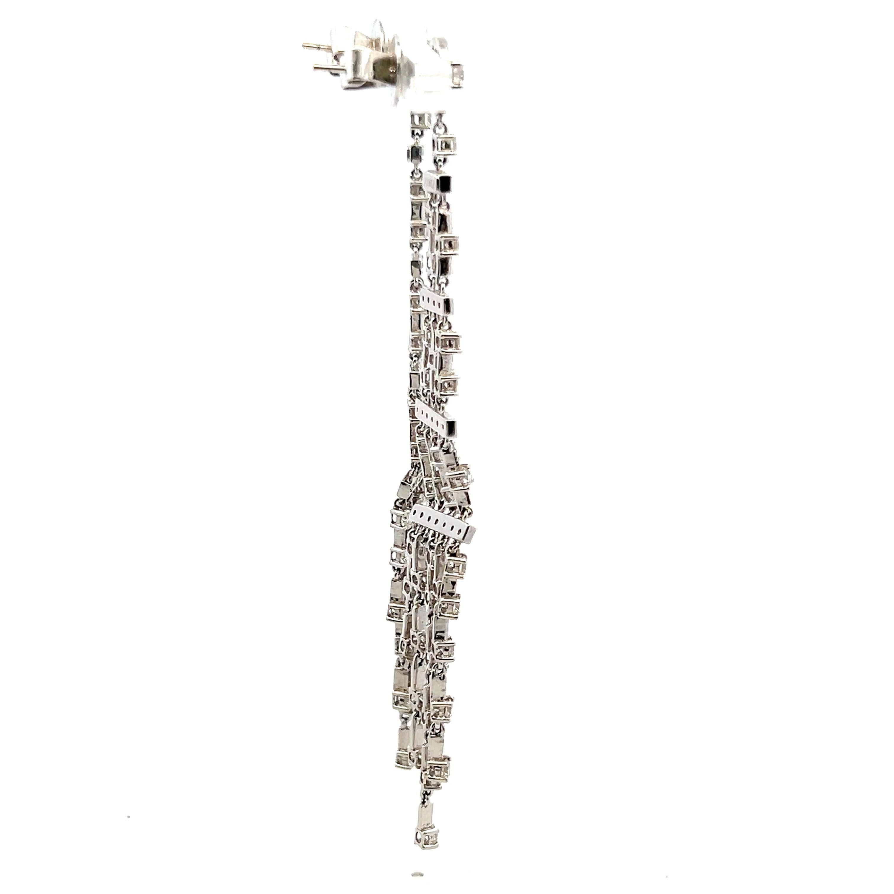 Vintage 18K White Gold Dangling Earrings with 6 Carat Round G VS1 Diamonds