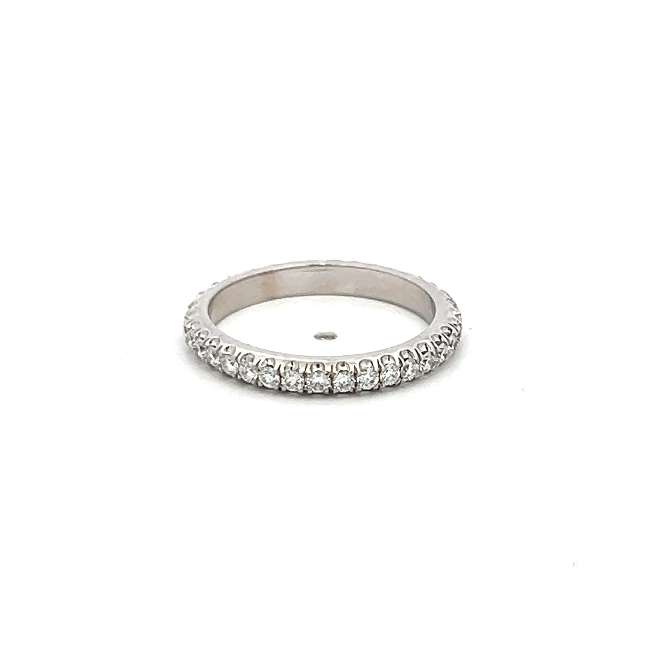 Vintage 14K White Gold Band Ring with 0.35 Carat Round G VS Diamonds Size 4.5