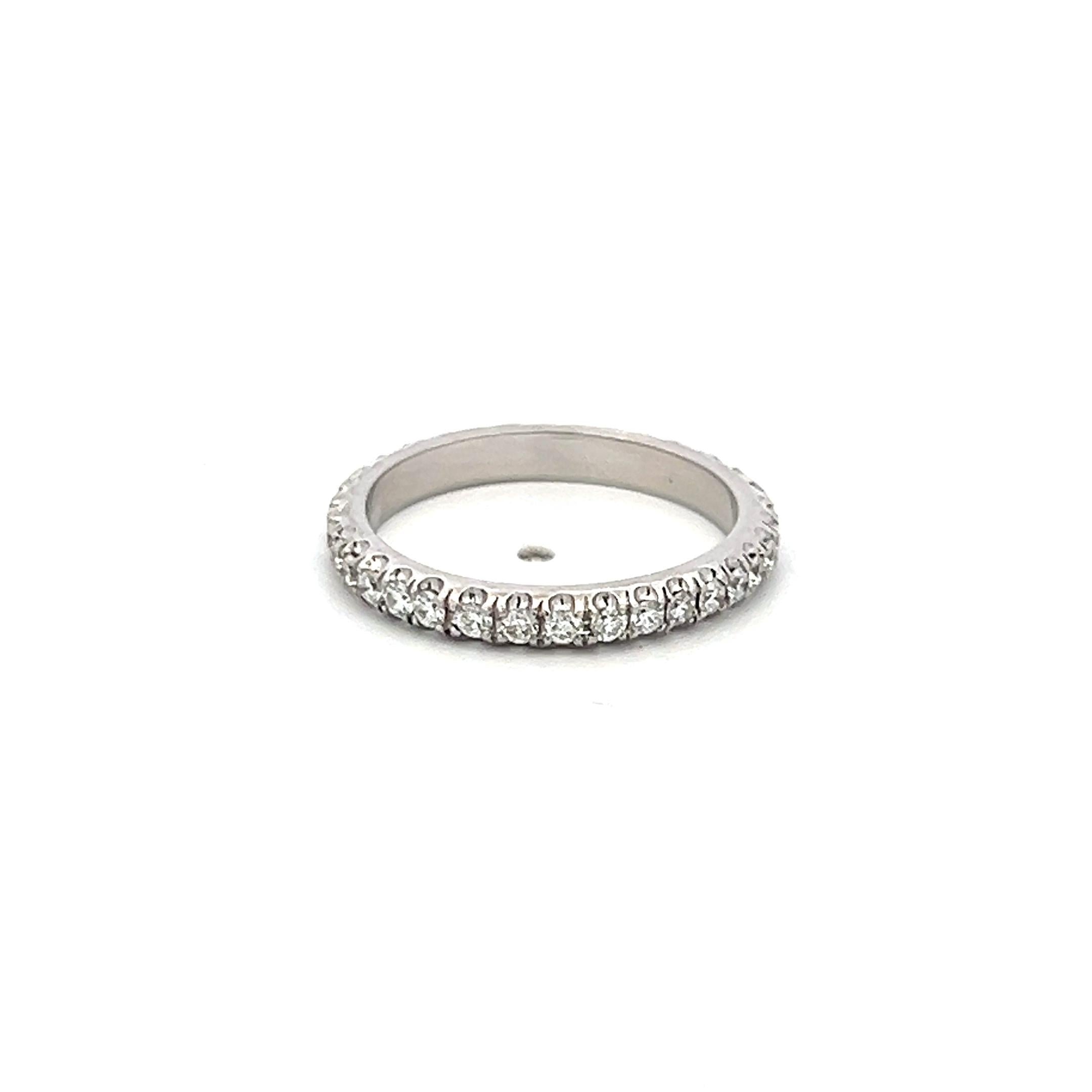 Vintage 14K White Gold Band Ring with 0.35 Carat Round G VS Diamonds Size 4.5