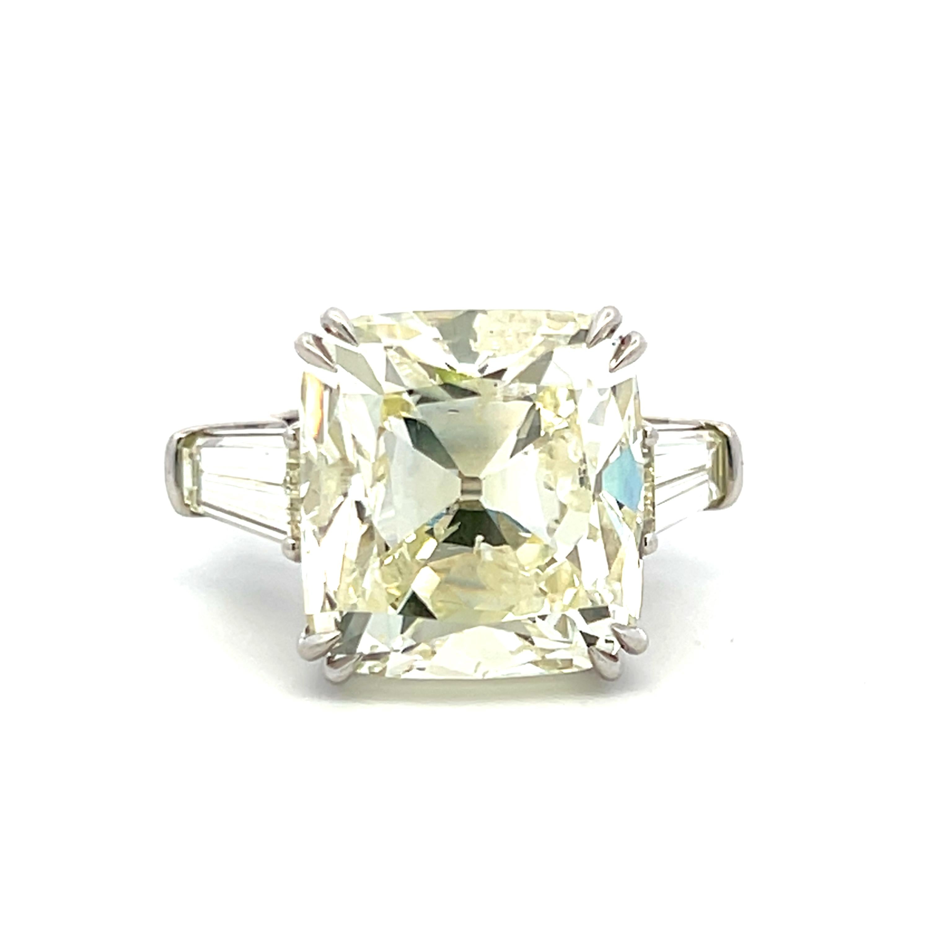 Platinum Engagement Ring with 22.41ct Cushion & Tapered Baguette Diamonds GIA