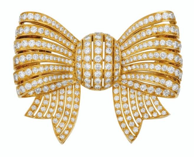 Van Cleef & Arpels 10.00 Carat Round Diamond 18K Yellow Gold Pin Brooch