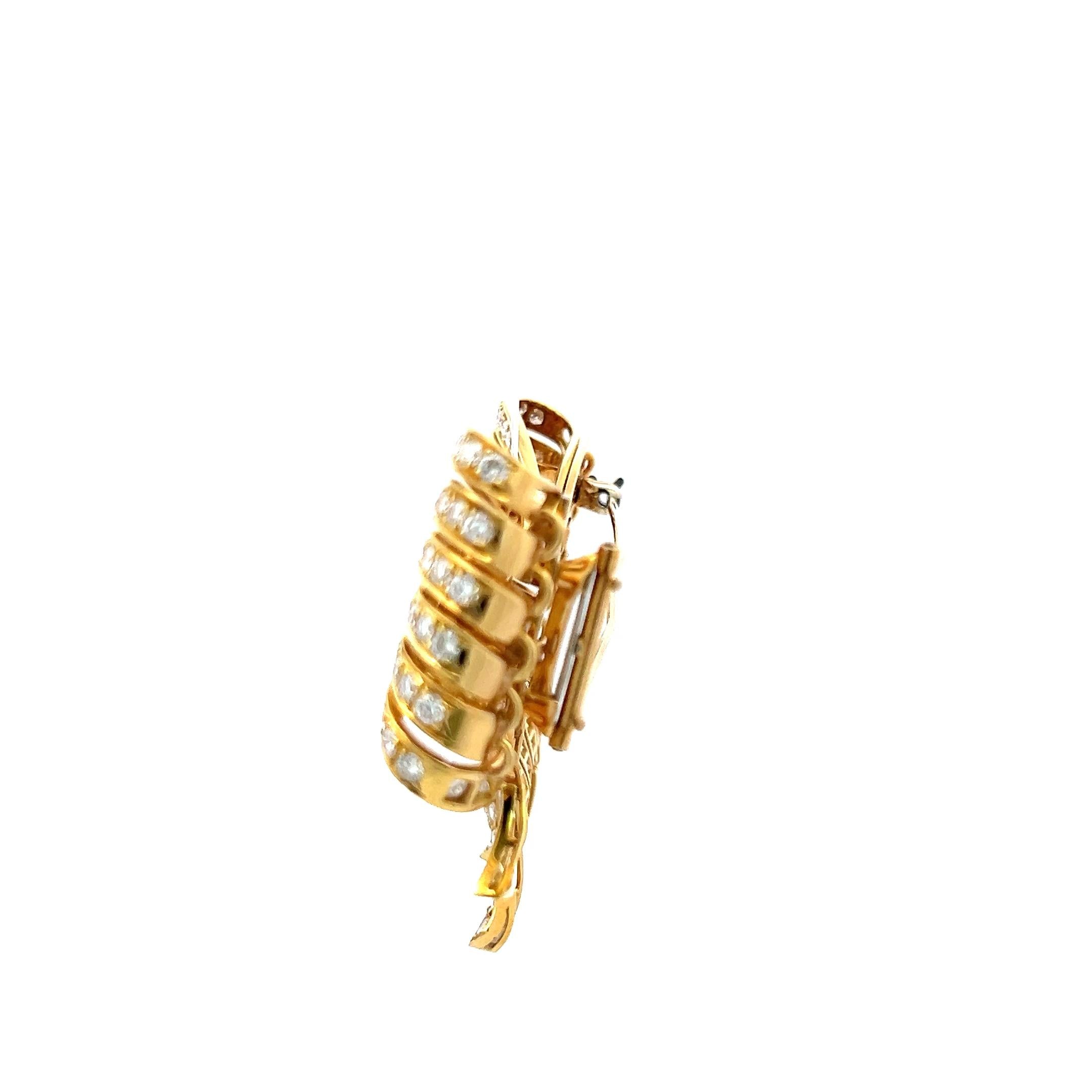Van Cleef & Arpels 10.00 Carat Round Diamond 18K Yellow Gold Pin Brooch
