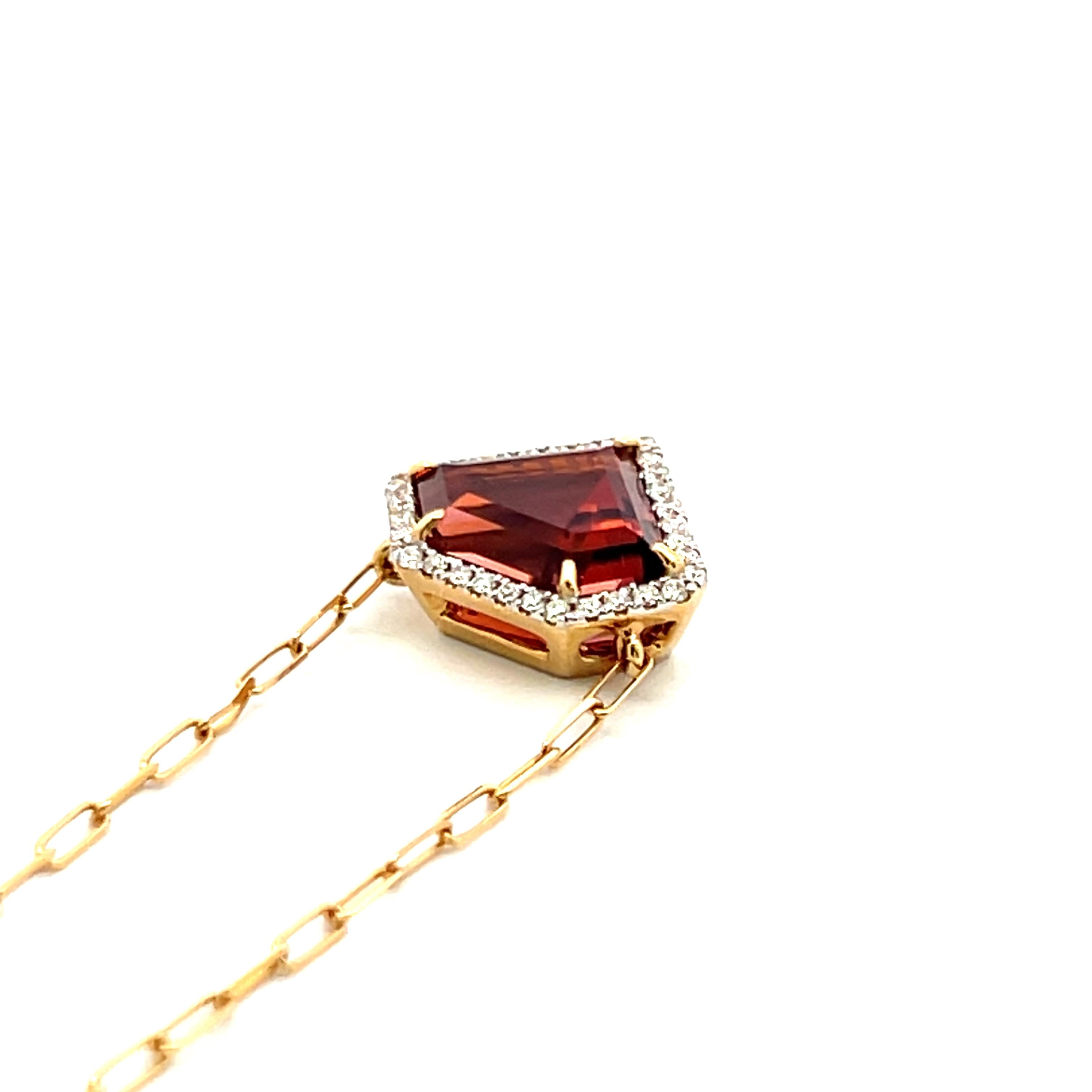 3.58 Carat Tourmaline 0.18 Carat Round Brilliant Diamond 18K YG Pendant Necklace