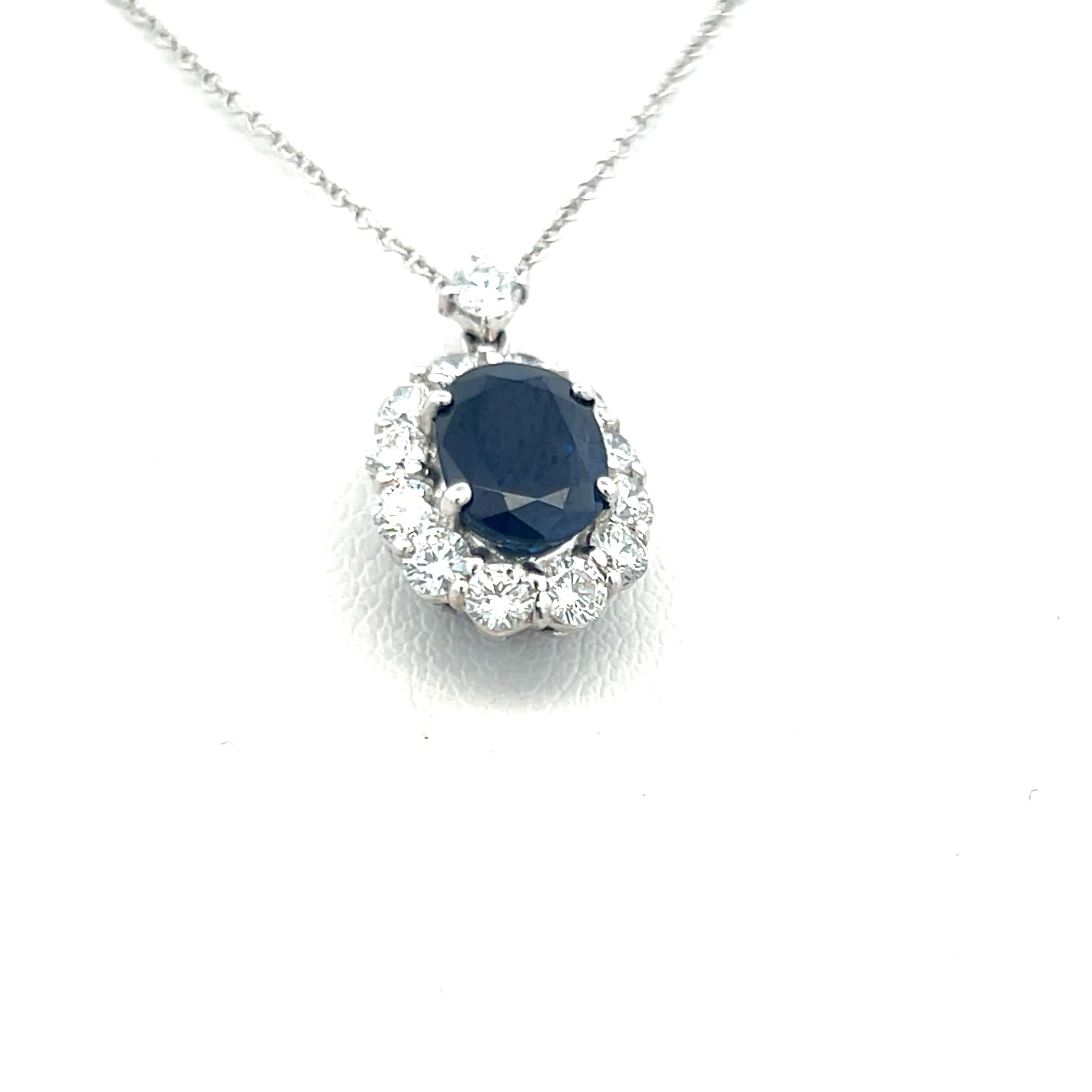 1.69 Carat Sapphire 0.75 Carat Round Diamond 18K  White Gold Pendant Necklace