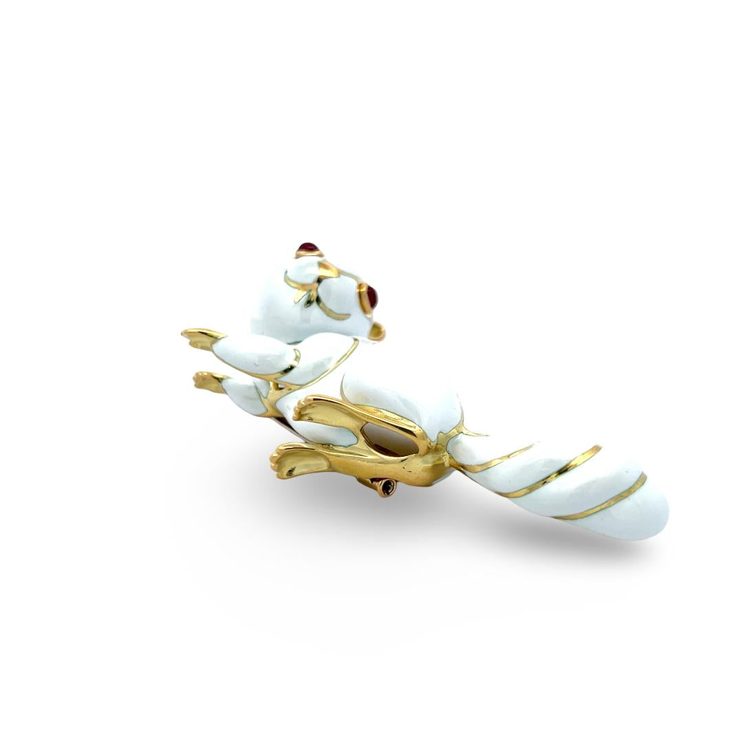 David Webb Vintage 18K Yellow Gold Squirrel Pin Brooch 60.1 Grams
