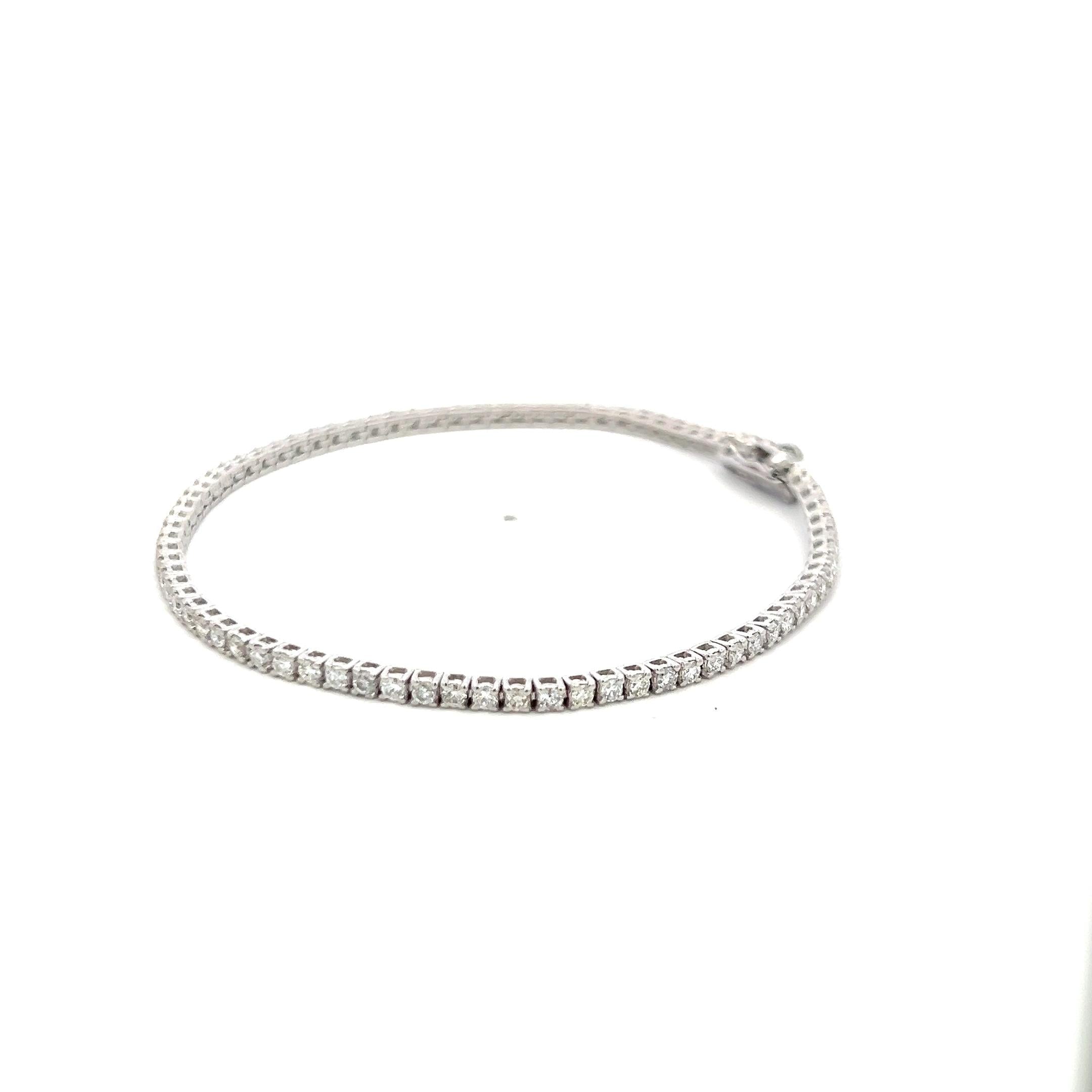 1.96 Carat Round Brilliant Diamond 14 Karat White Gold Tennis Bracelet