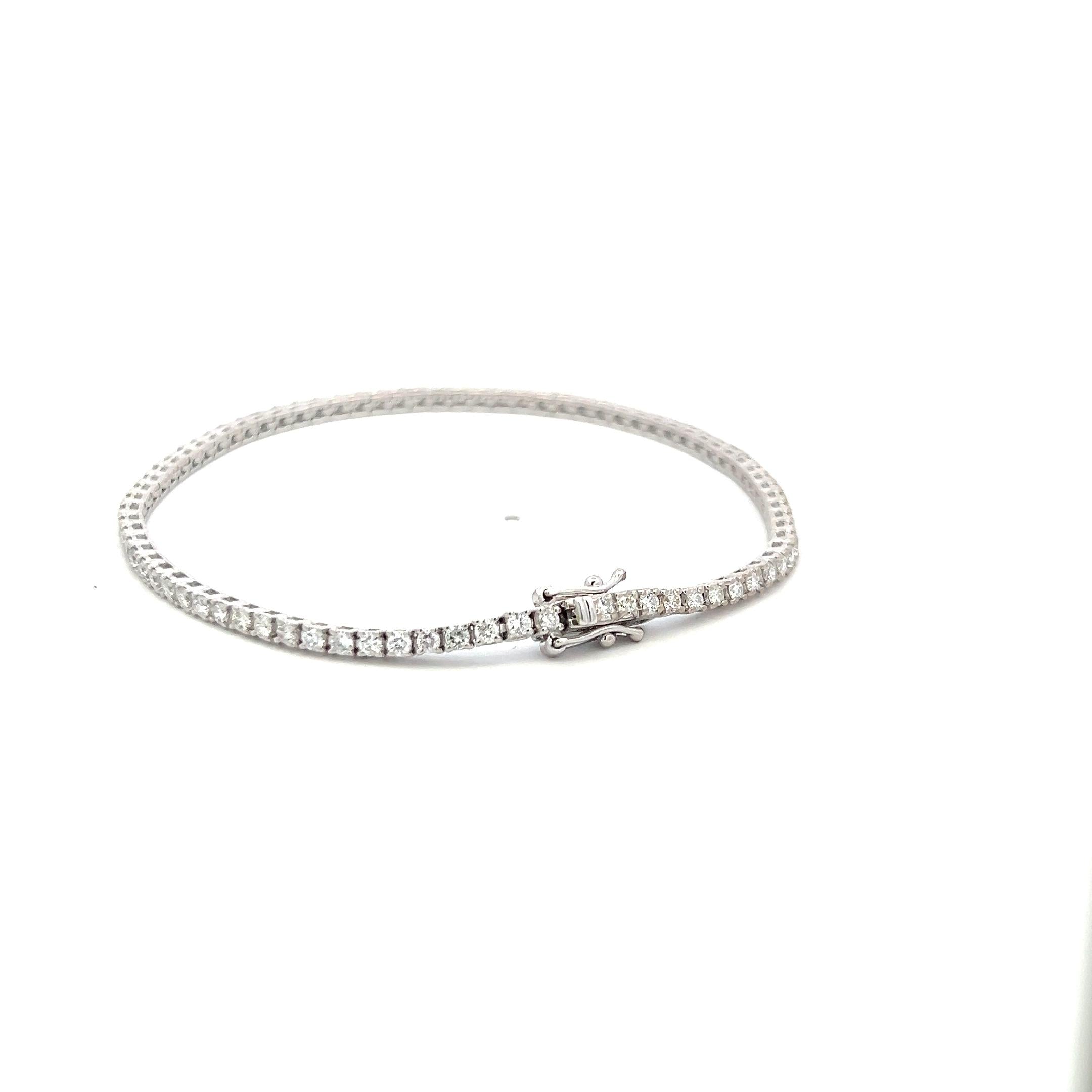 1.96 Carat Round Brilliant Diamond 14 Karat White Gold Tennis Bracelet