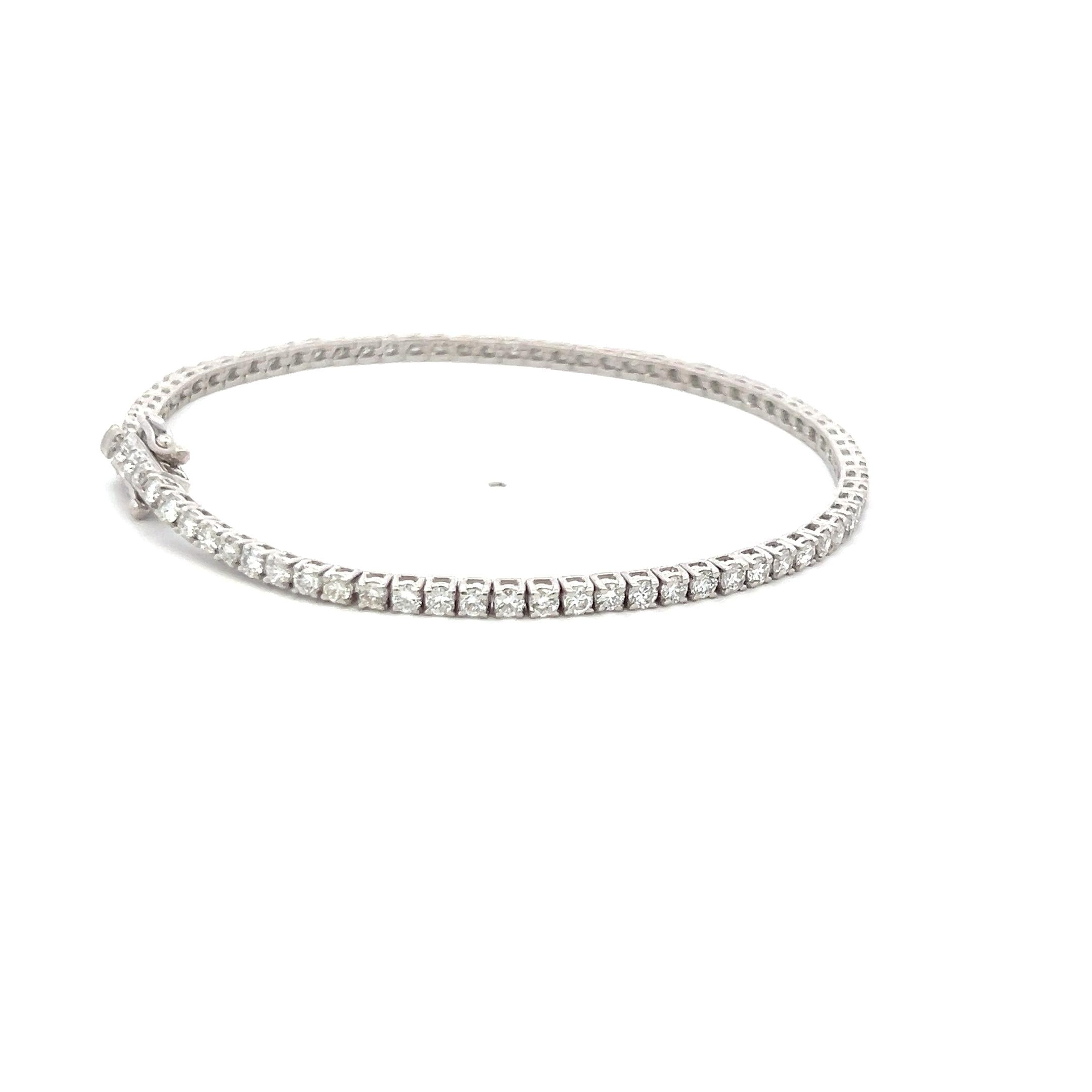 2.96 Carat Round Brilliant Diamond 14 Karat White Gold Tennis Bracelet