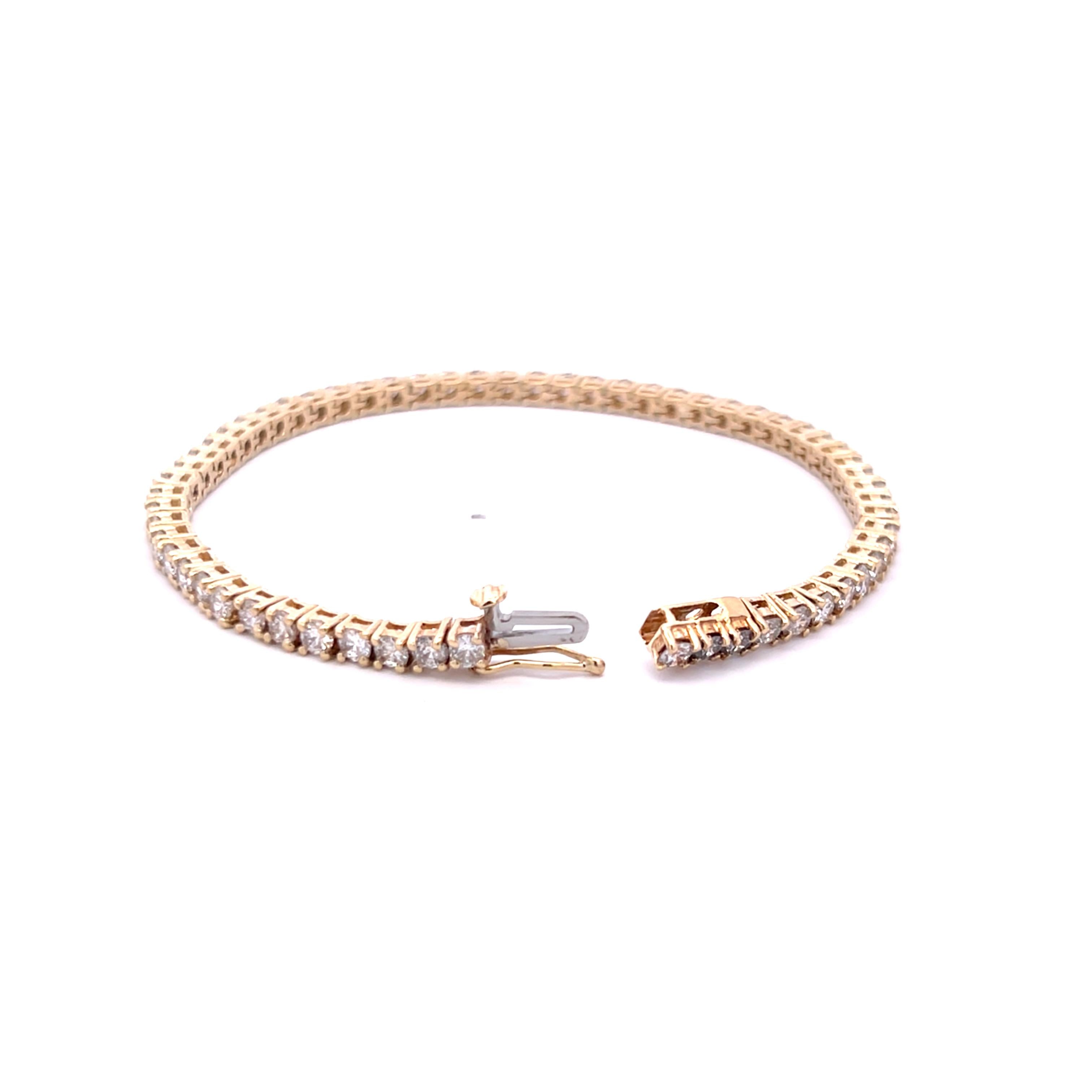 Vintage 14K Yellow Gold Tennis Bracelet with 4.5 Carat Round H SI1 Diamonds